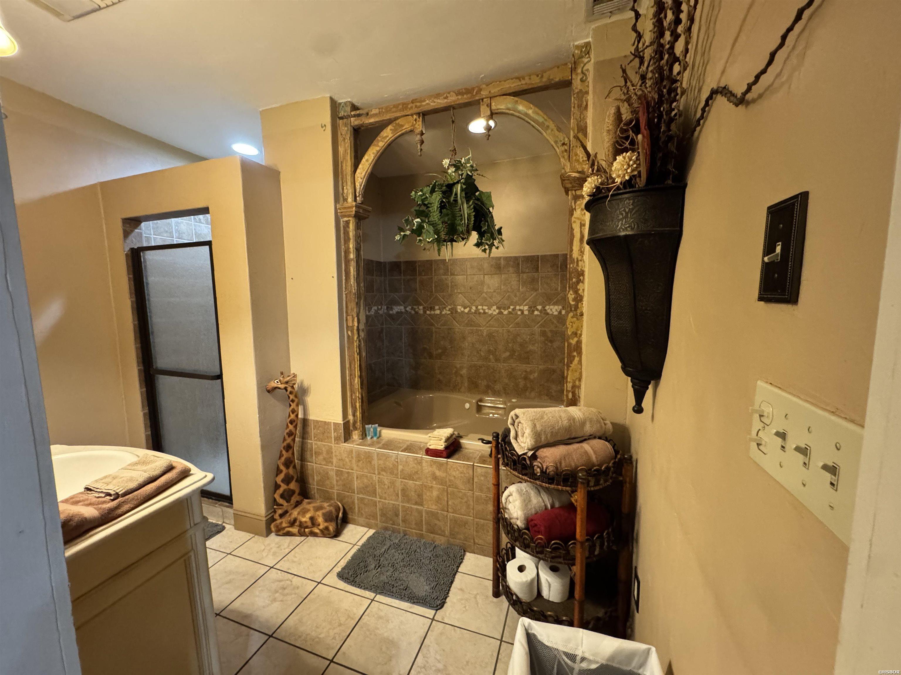 104 Tom Ellsworth Property Photo 5