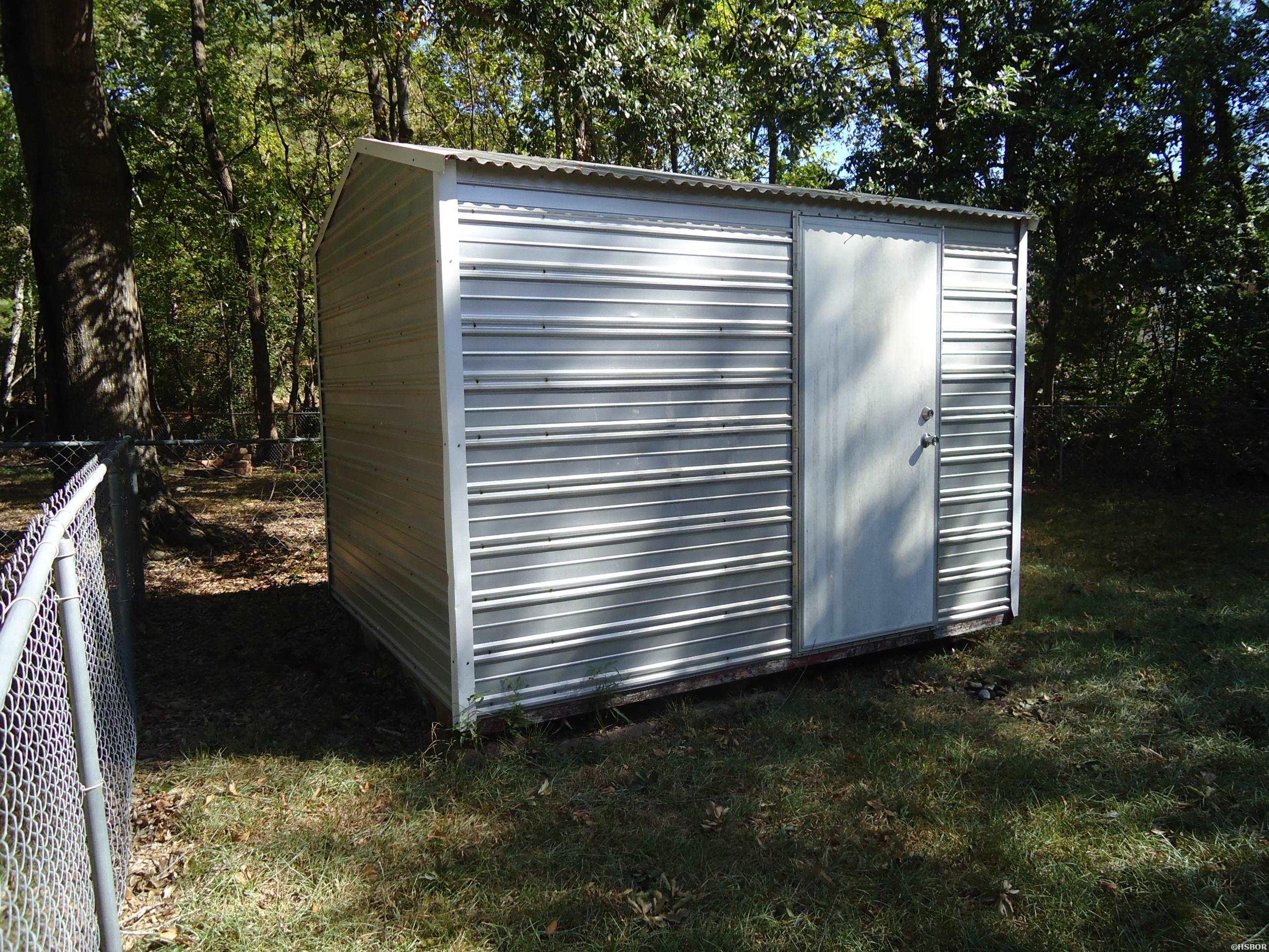 112 Benttree Court Property Photo 7