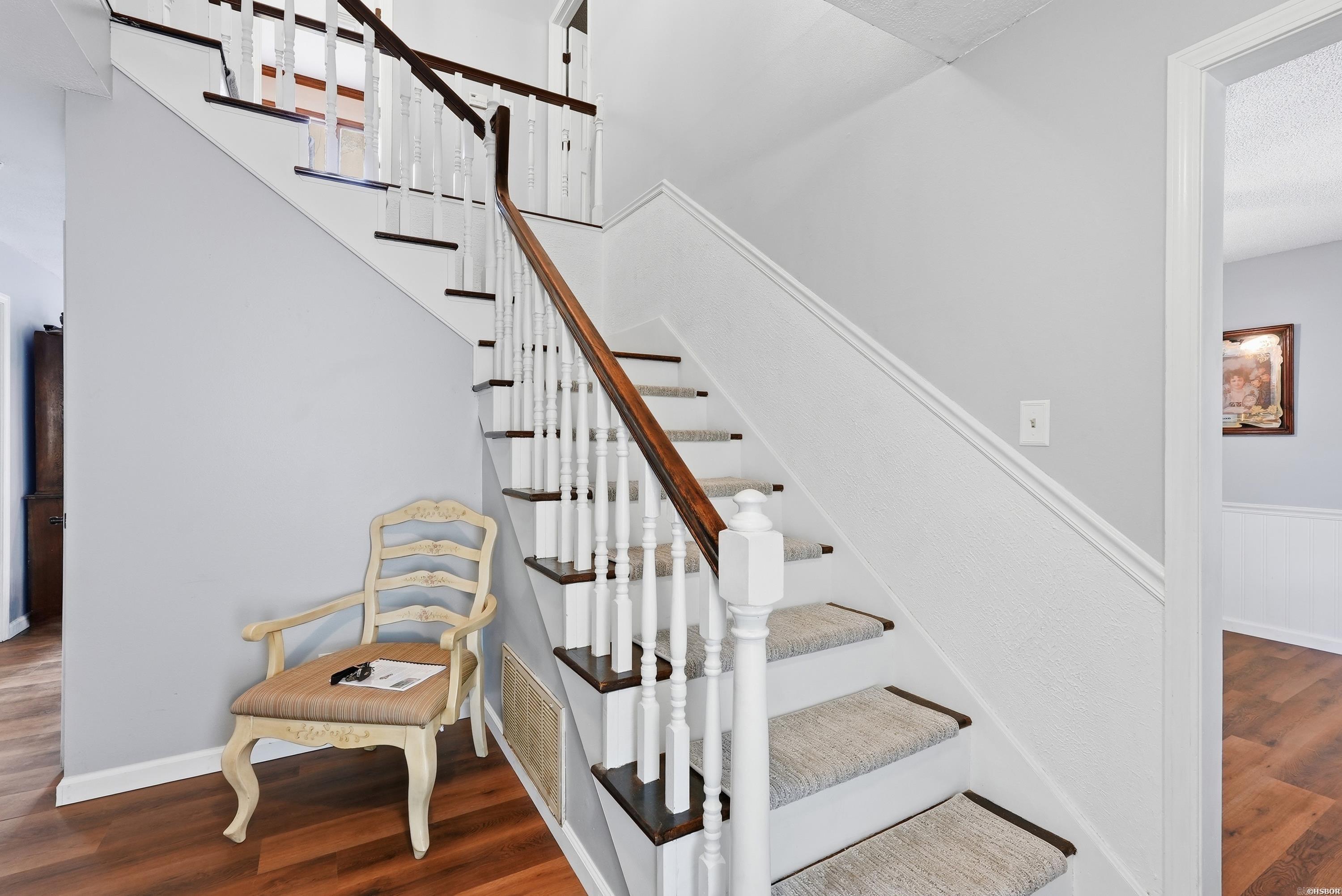 237 Longview Point Property Photo 5