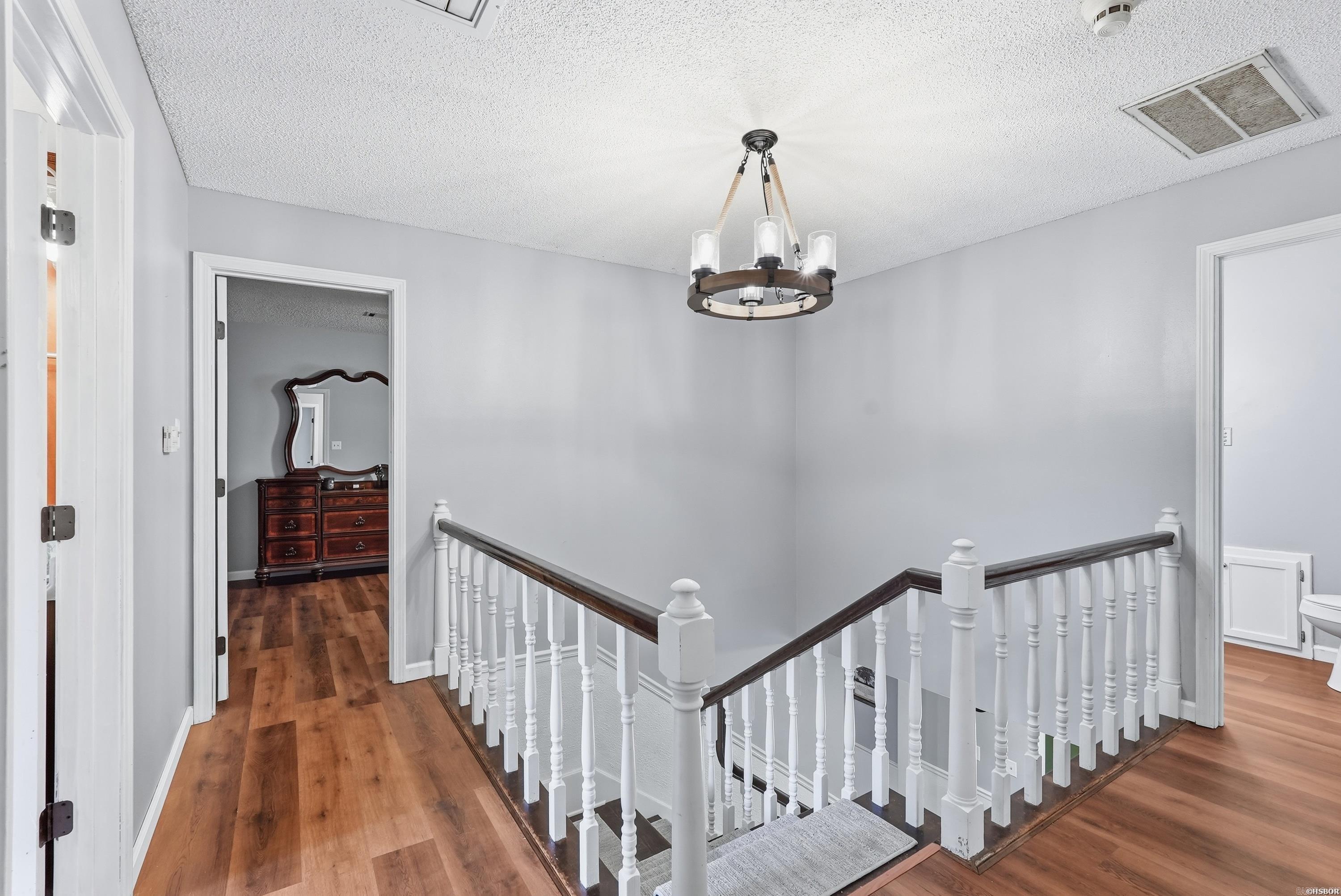 237 Longview Point Property Photo 18