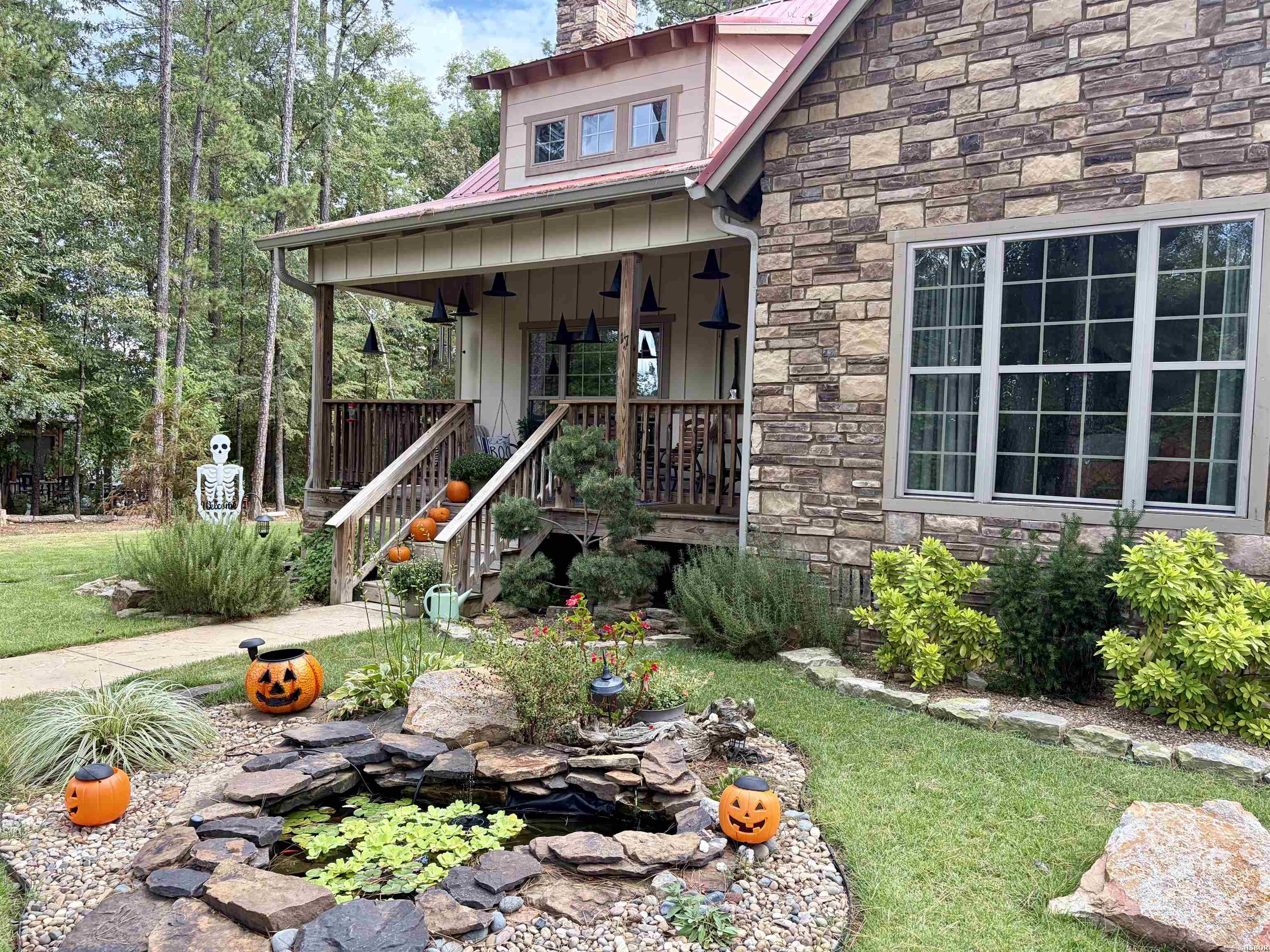 17 Diane's Loop Property Photo 43