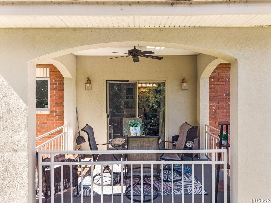 518 Amity Property Photo 28