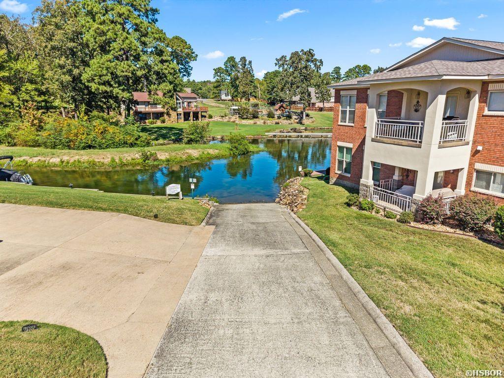 518 Amity Property Photo 37