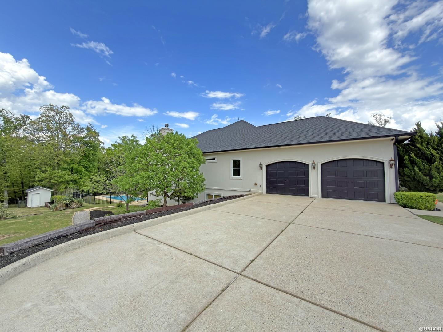 300 Crestview Drive Property Photo 47