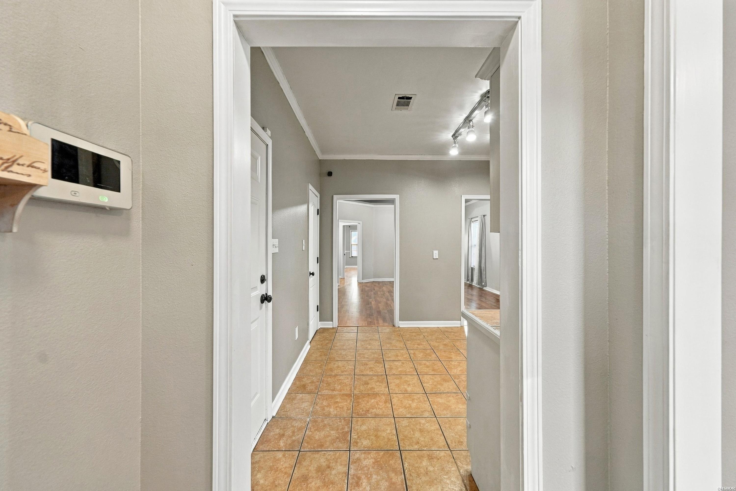 2201 Wilson Road Property Photo 5