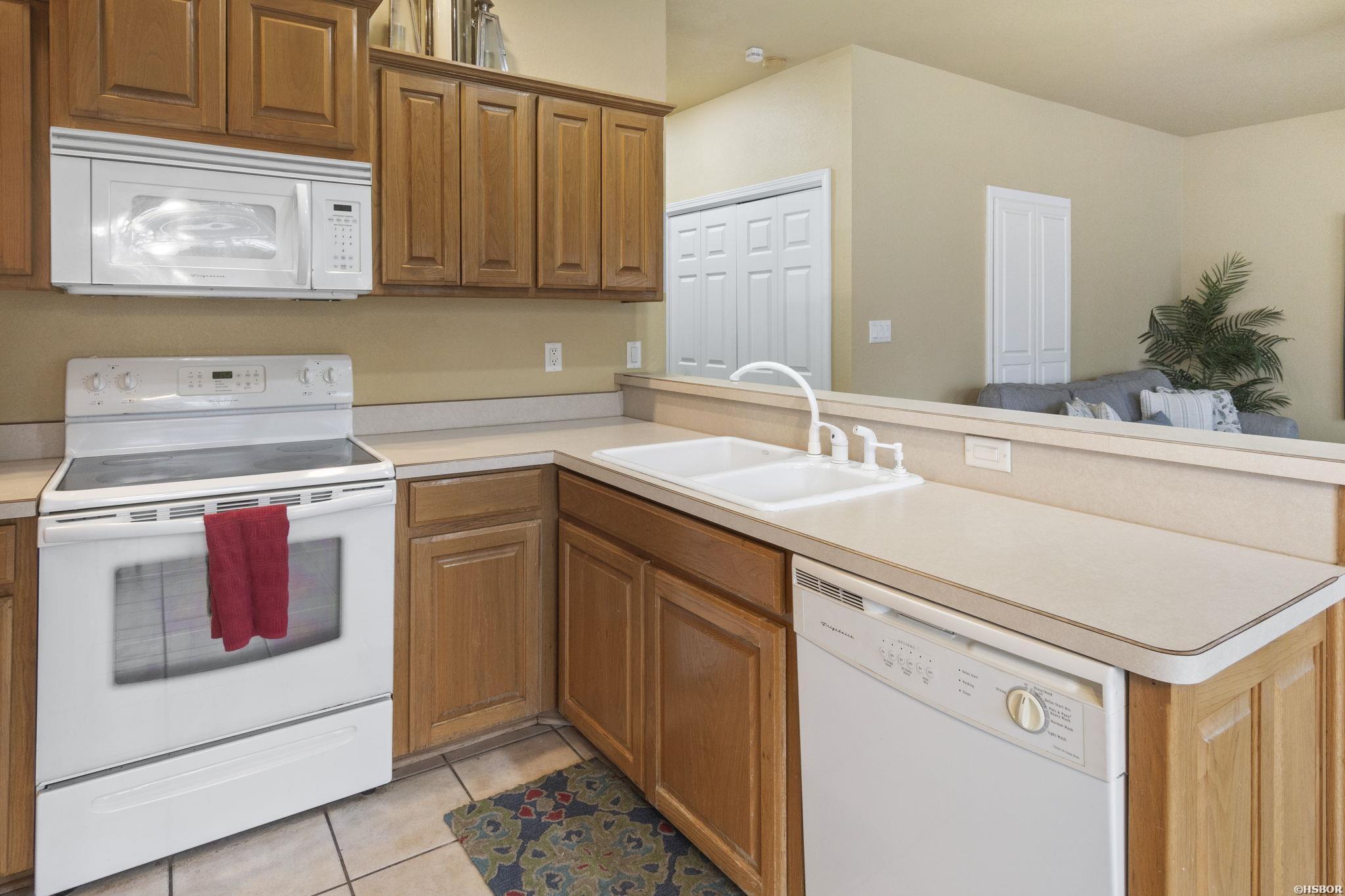 126 Chambers Point Property Photo 8