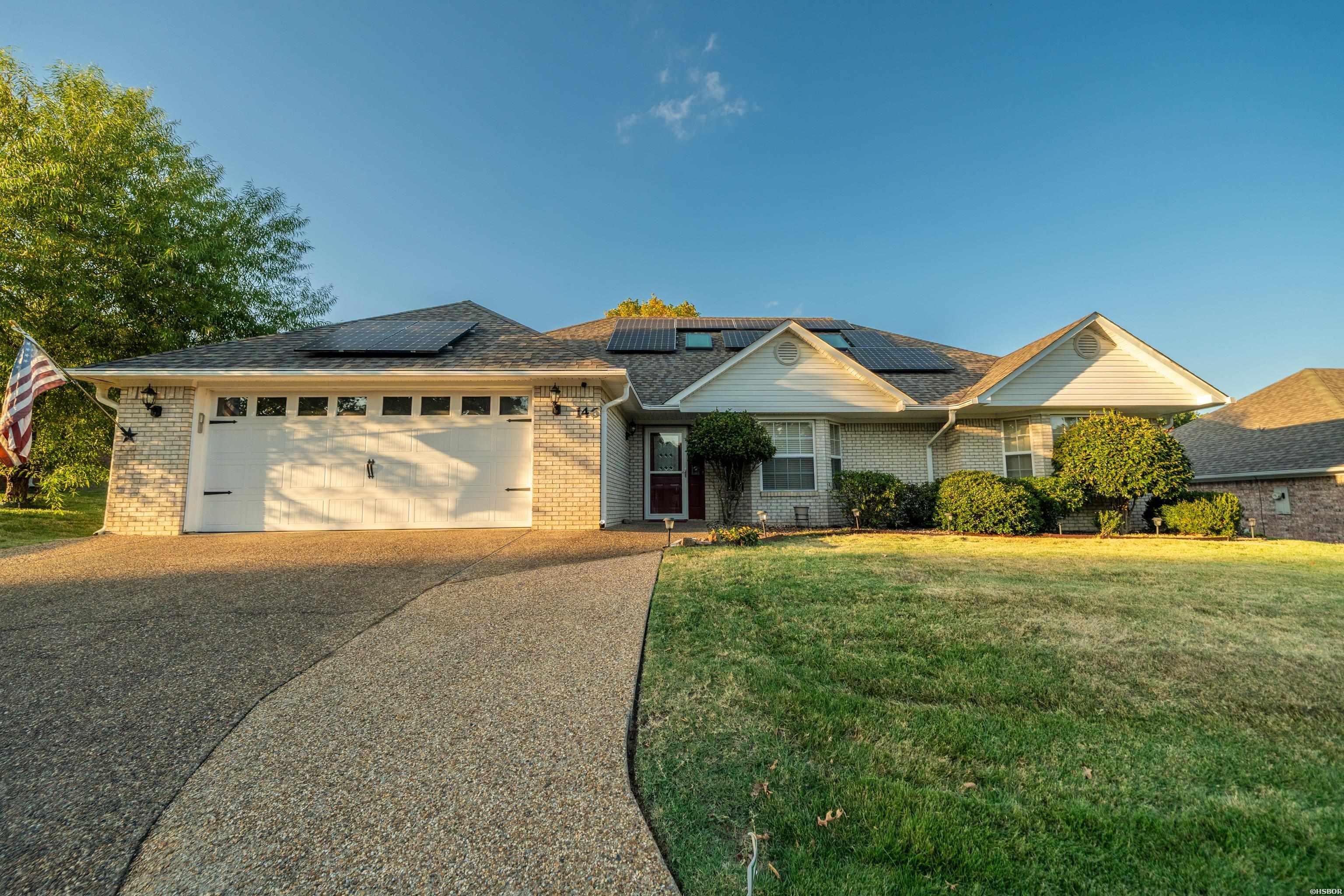 146 Forest View Property Photo 2
