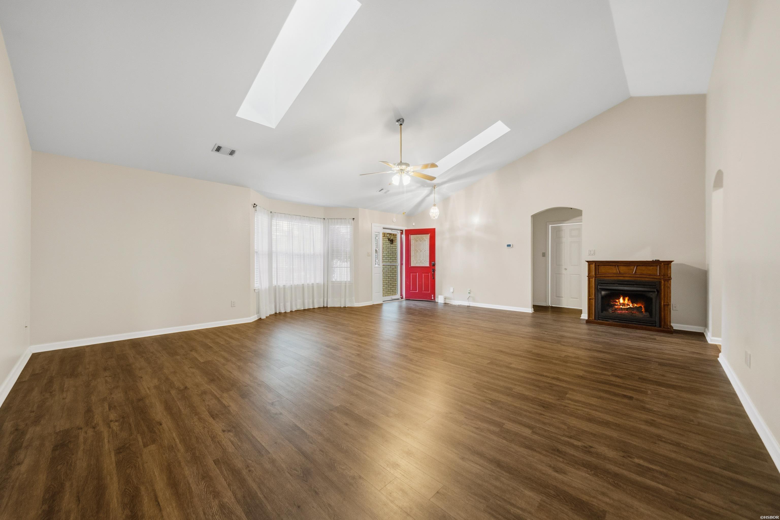 146 Forest View Property Photo 9