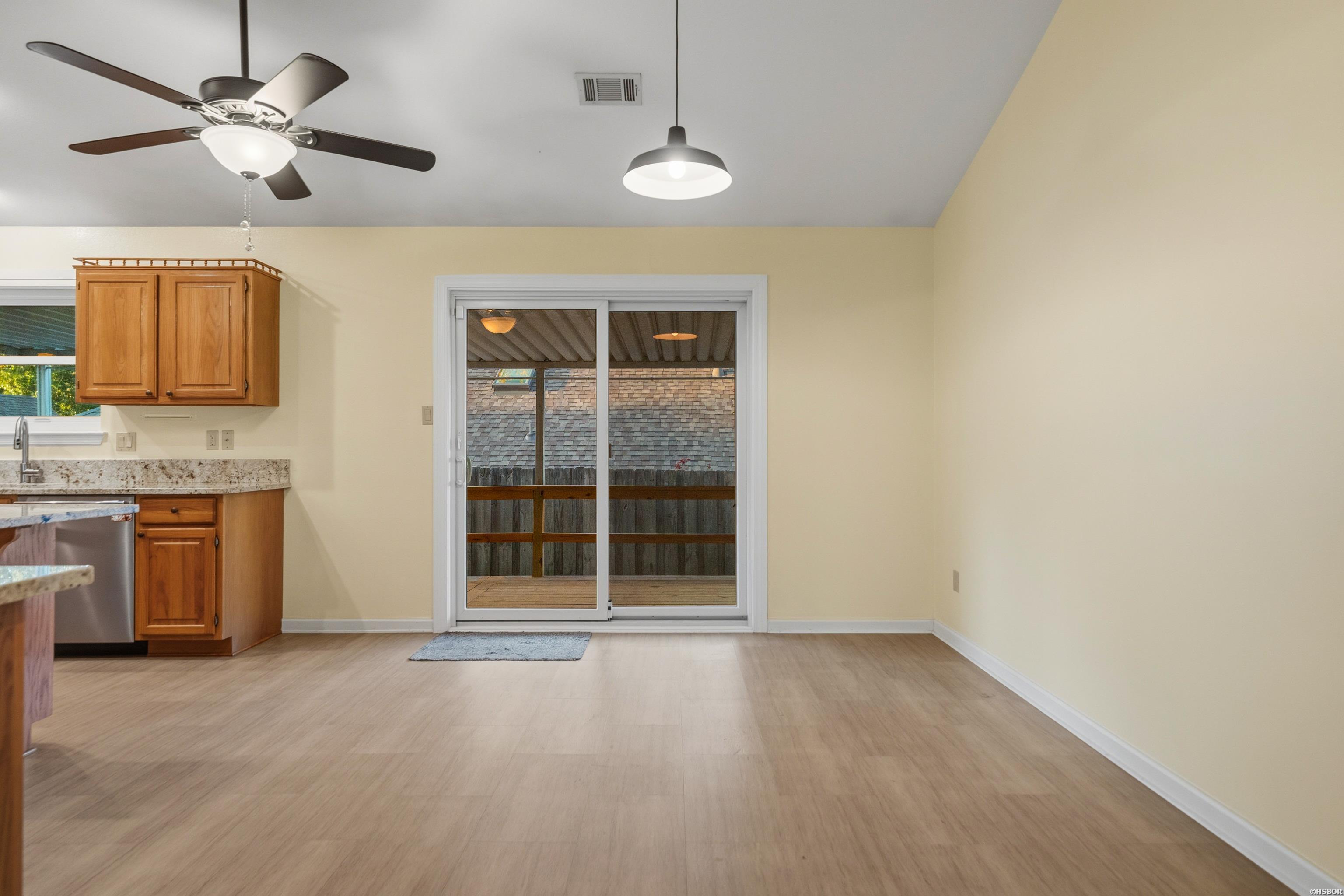146 Forest View Property Photo 11