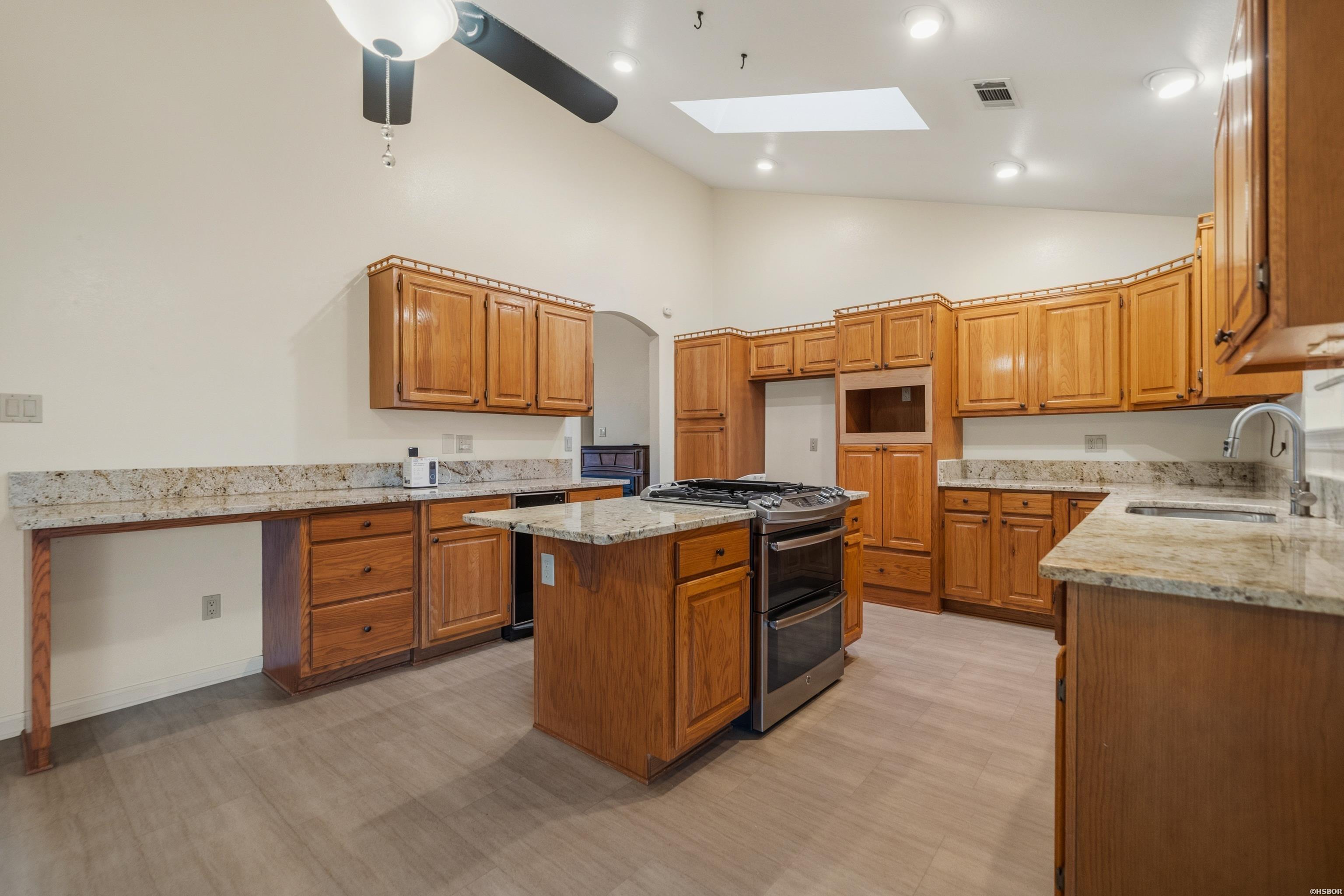 146 Forest View Property Photo 15