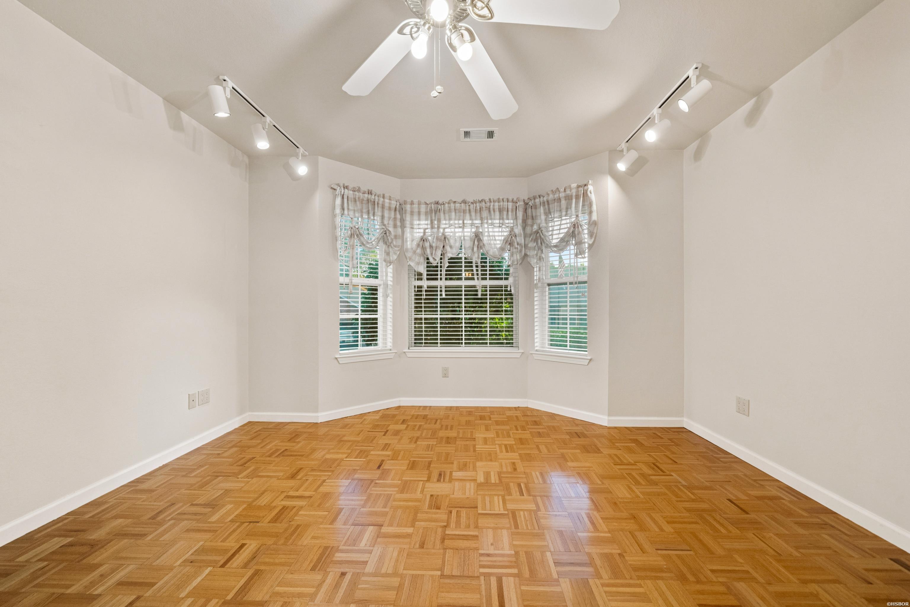 146 Forest View Property Photo 30