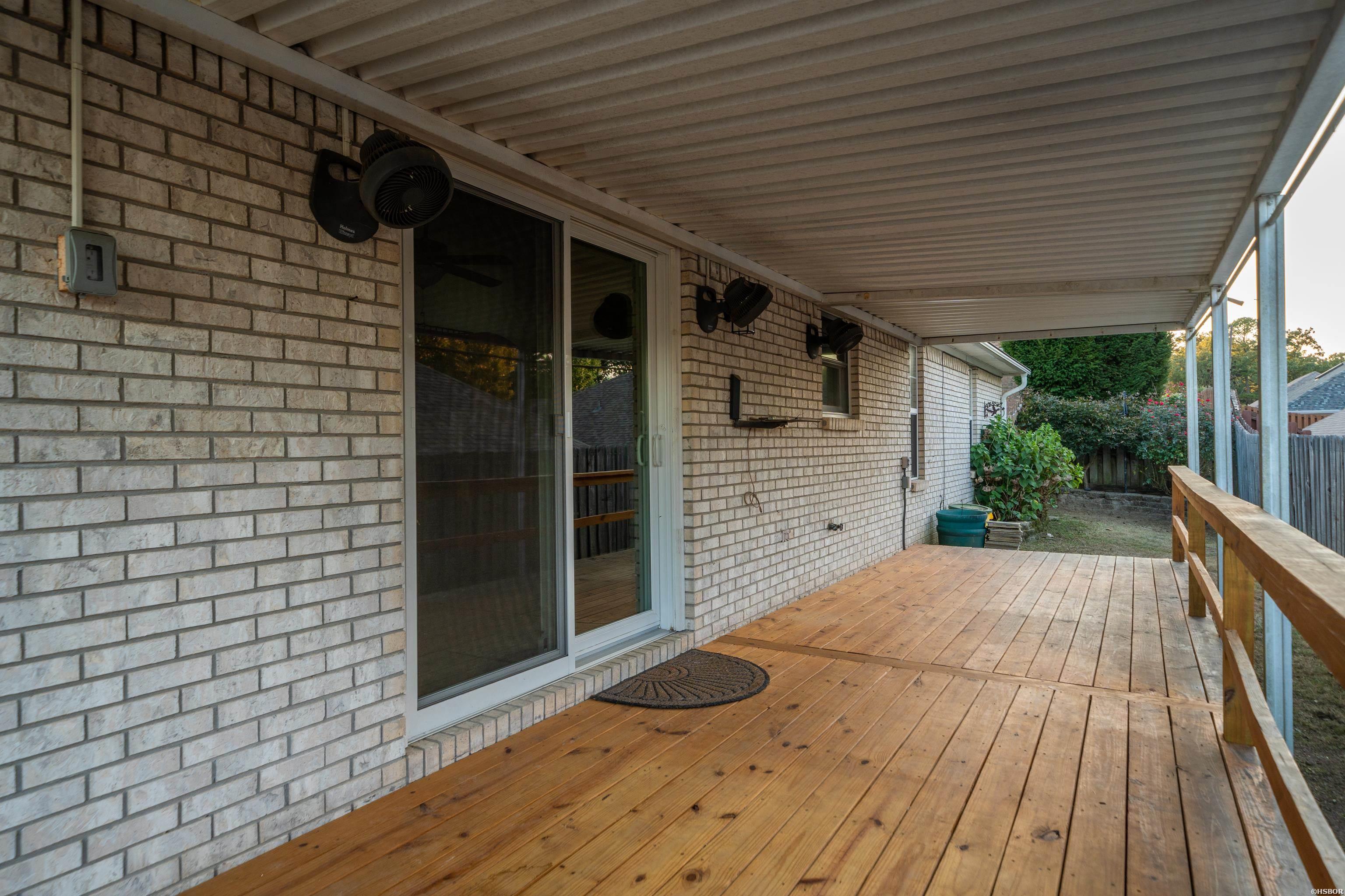146 Forest View Property Photo 41