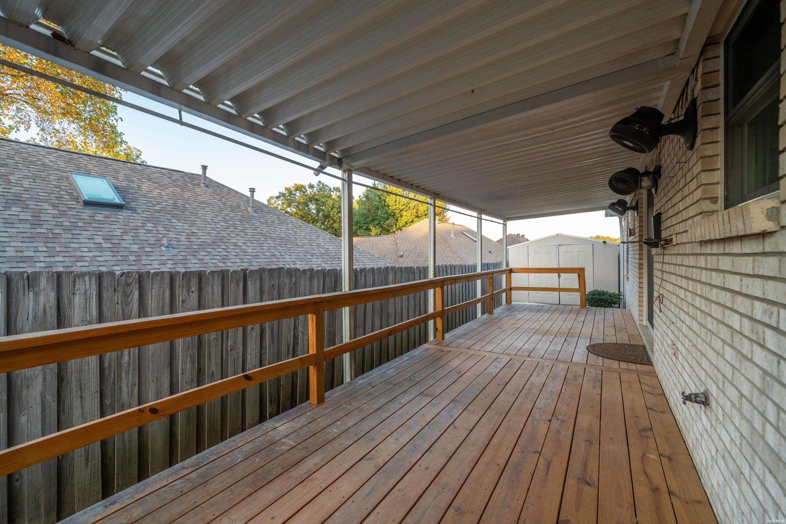 146 Forest View Property Photo 42