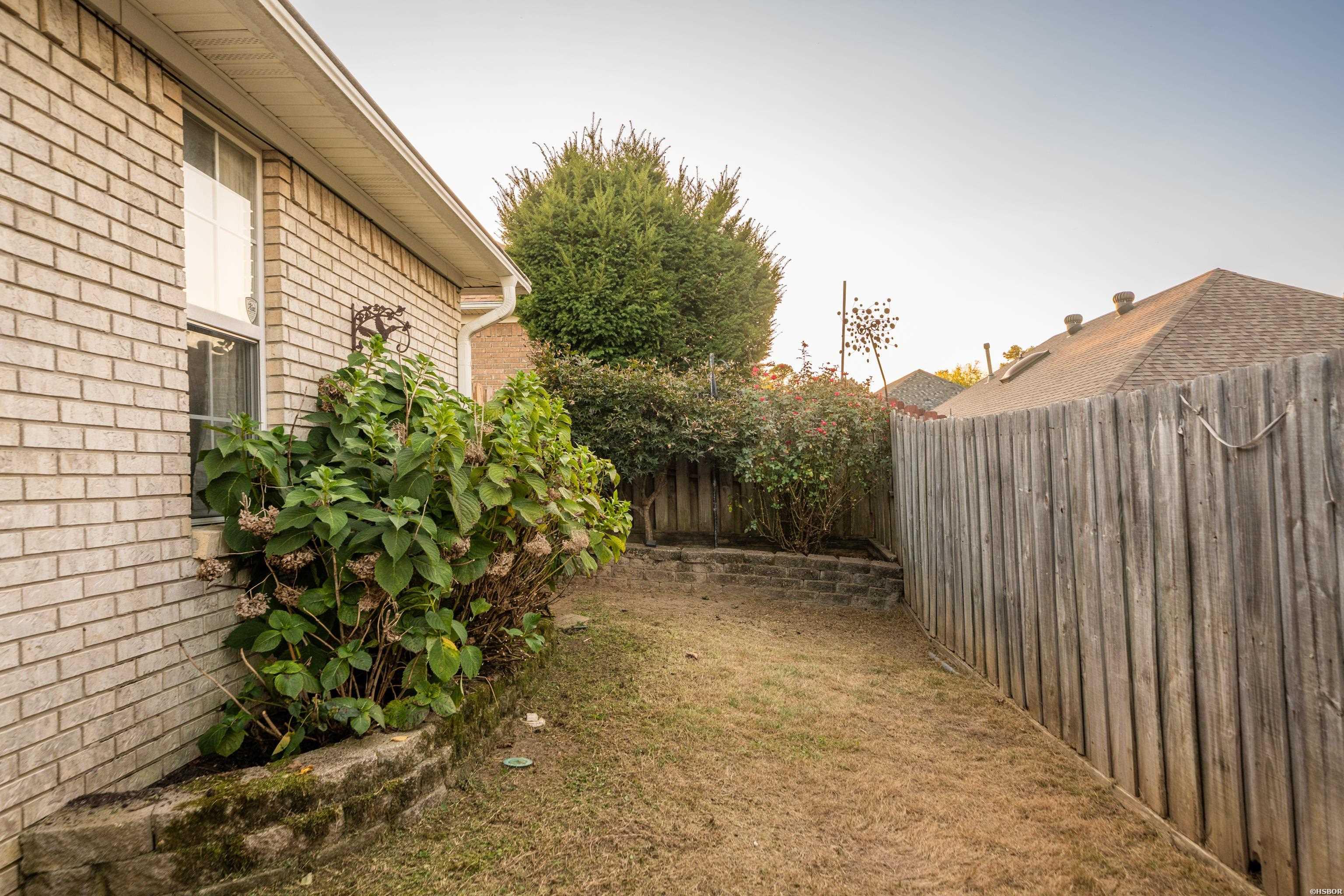 146 Forest View Property Photo 43