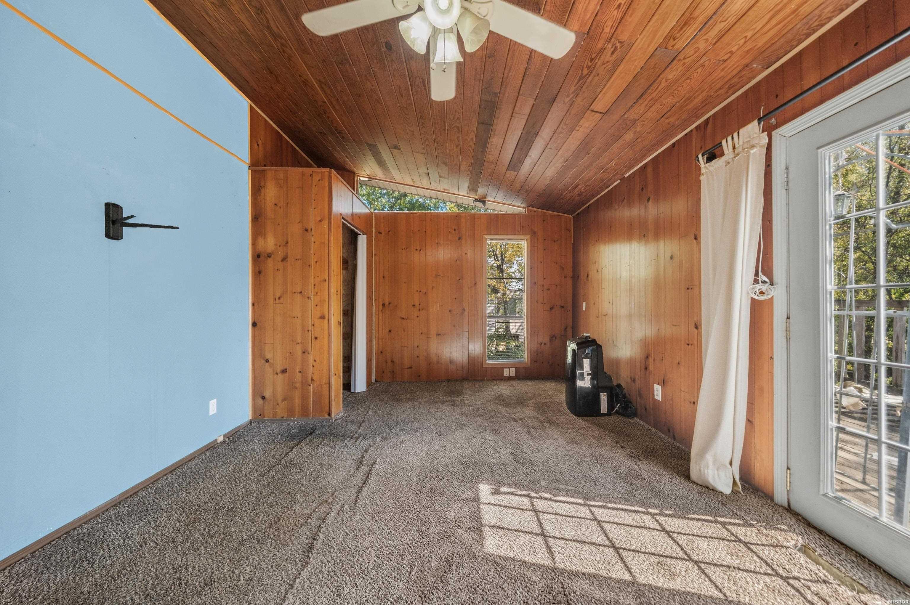 211 Jerome Street Property Photo 20
