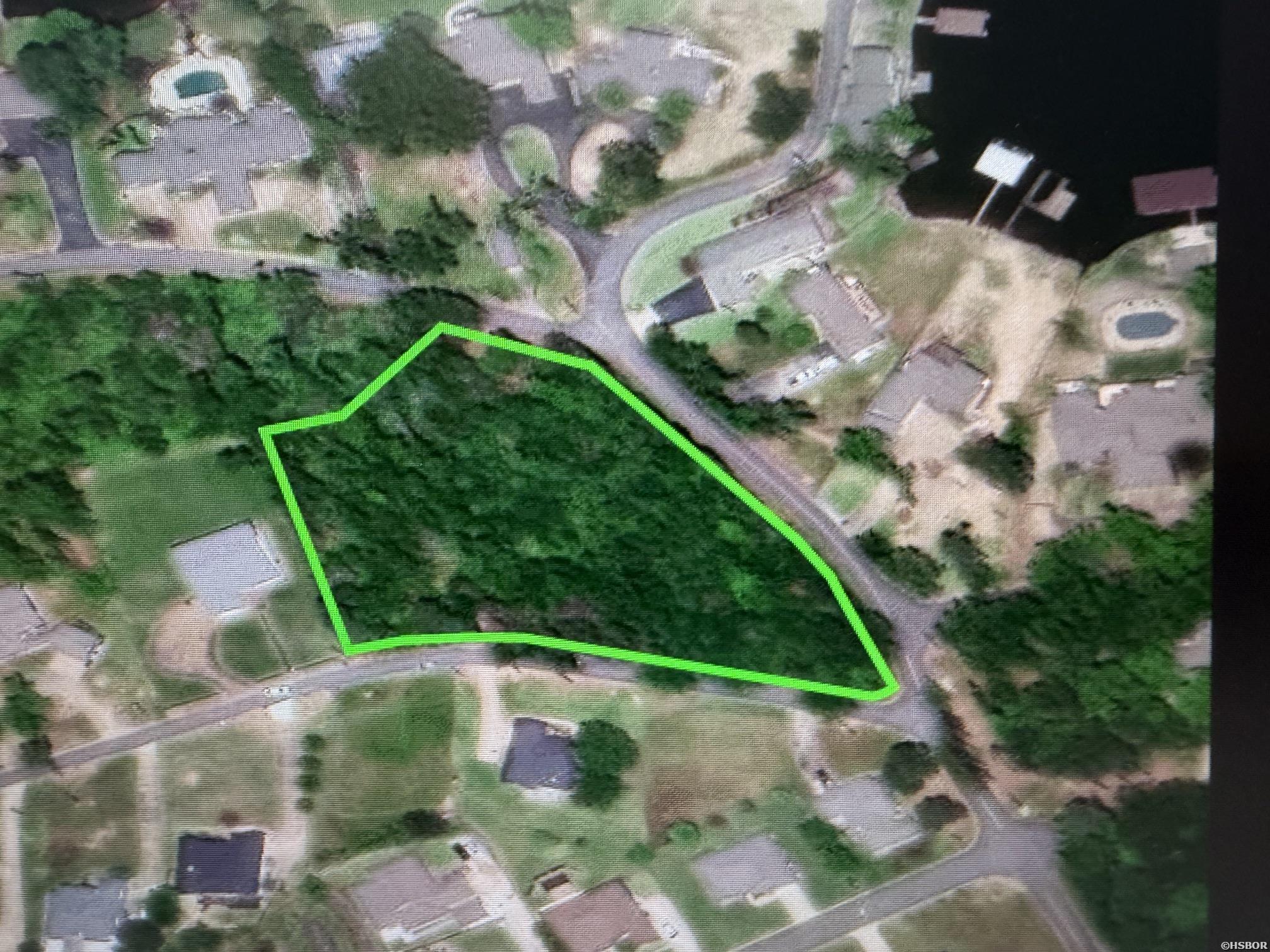 xxx LONG ISLAND Drive Property Photo 1