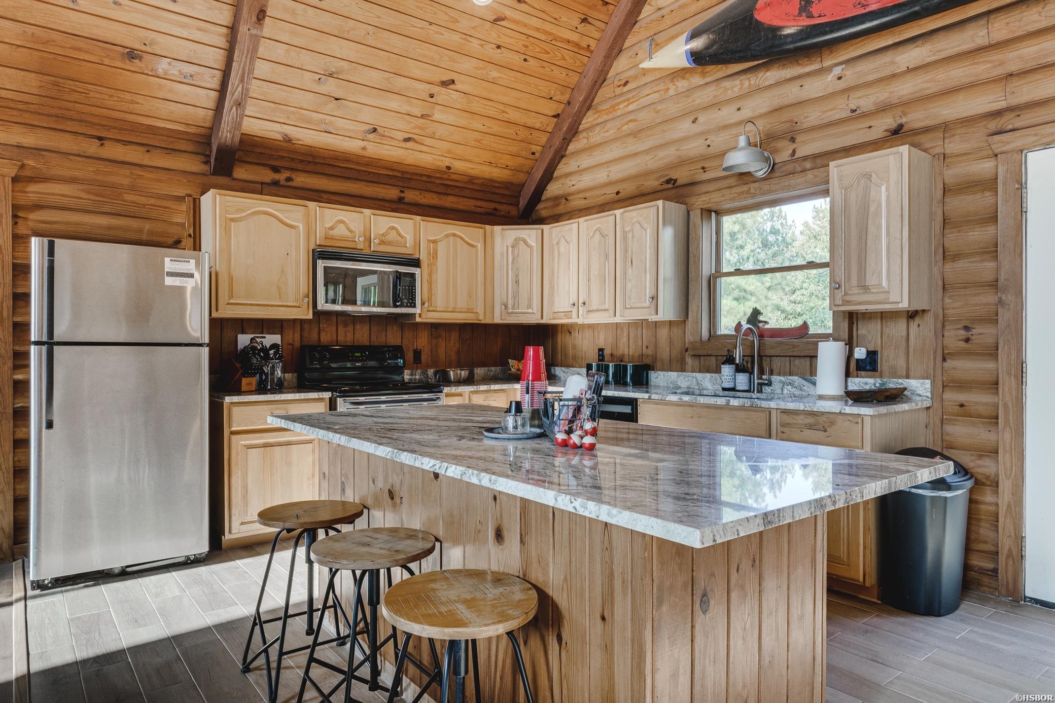 966 Lodge Road Property Photo 17