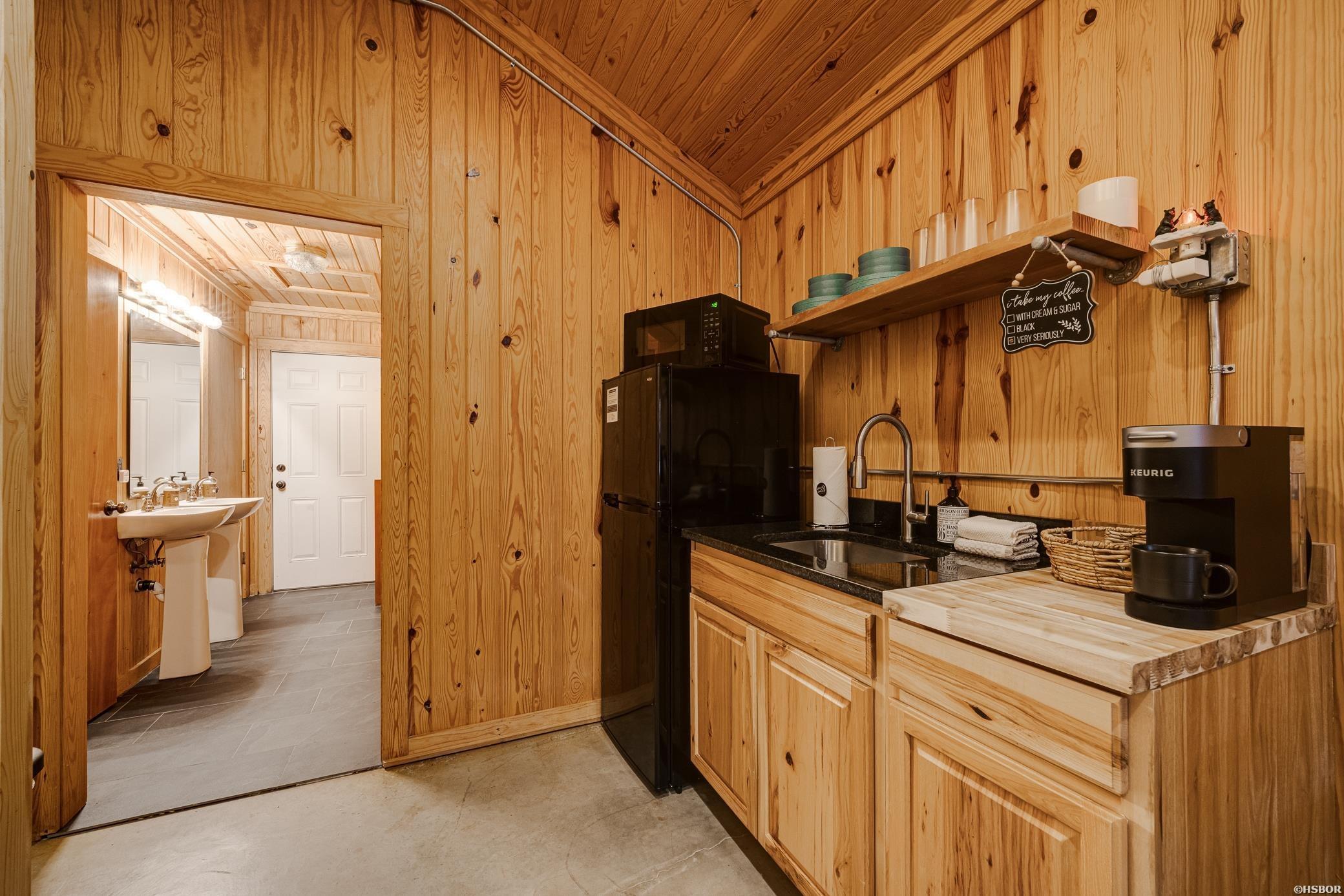 966 Lodge Road Property Photo 30