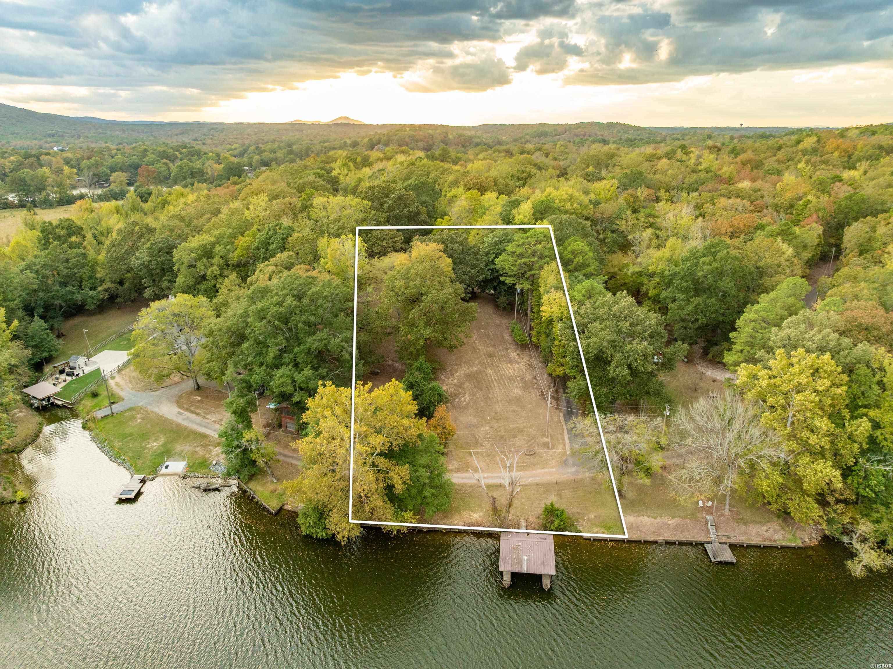 2648 Shady Grove Road Property Photo 3