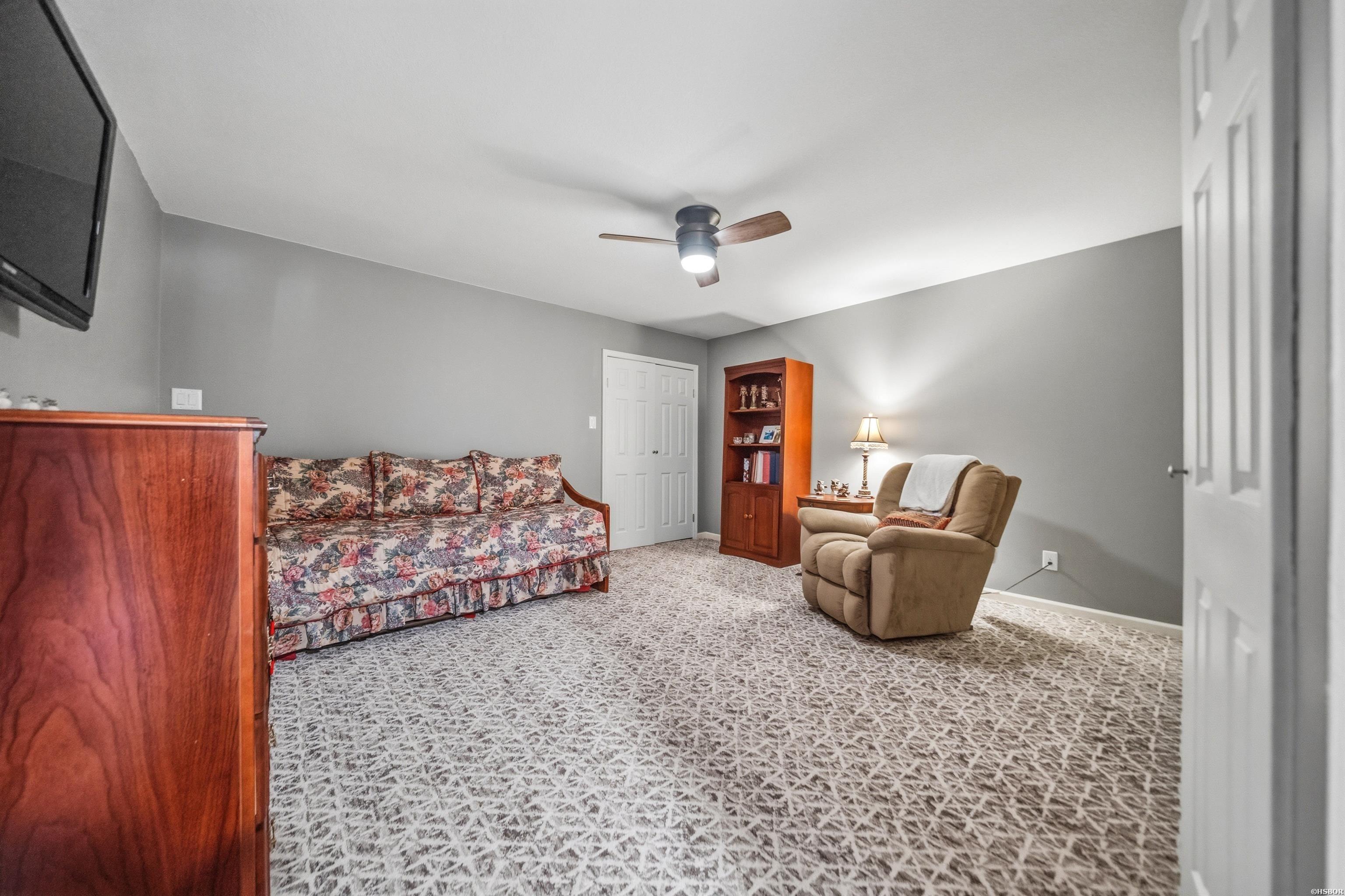 211 Brown Street Property Photo 28