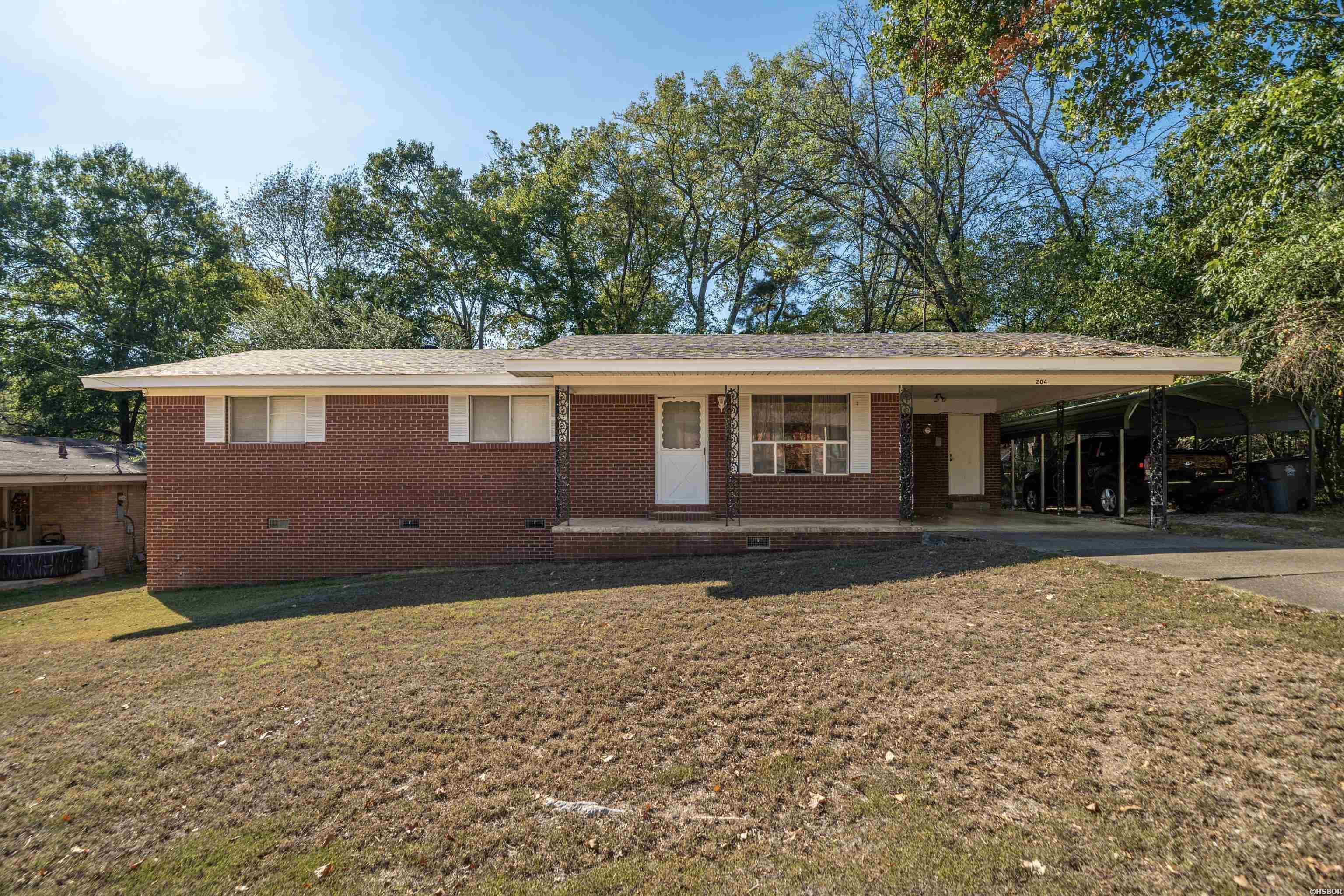 204 Westwood Street Property Photo 1