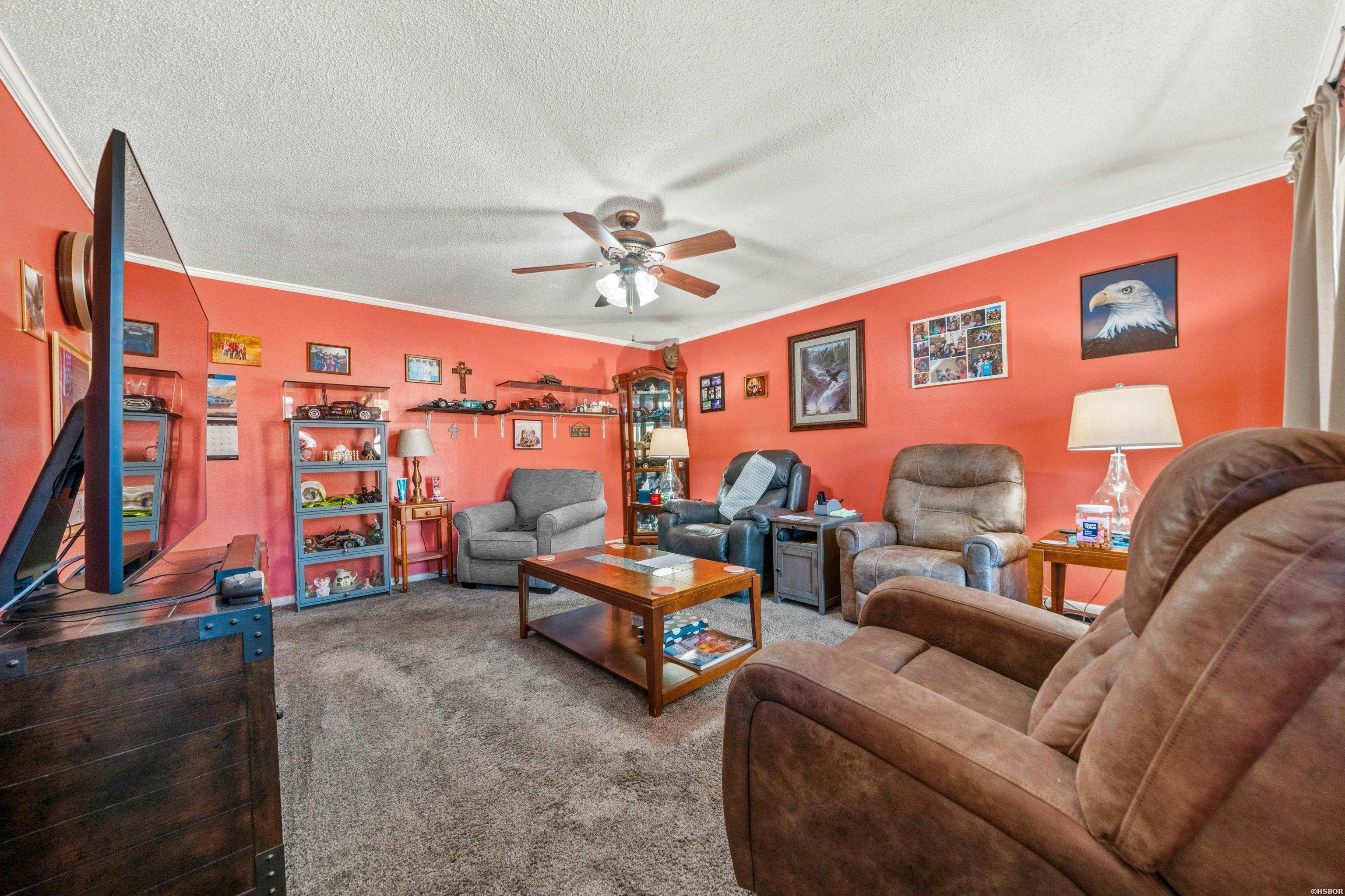 204 Westwood Street Property Photo 3