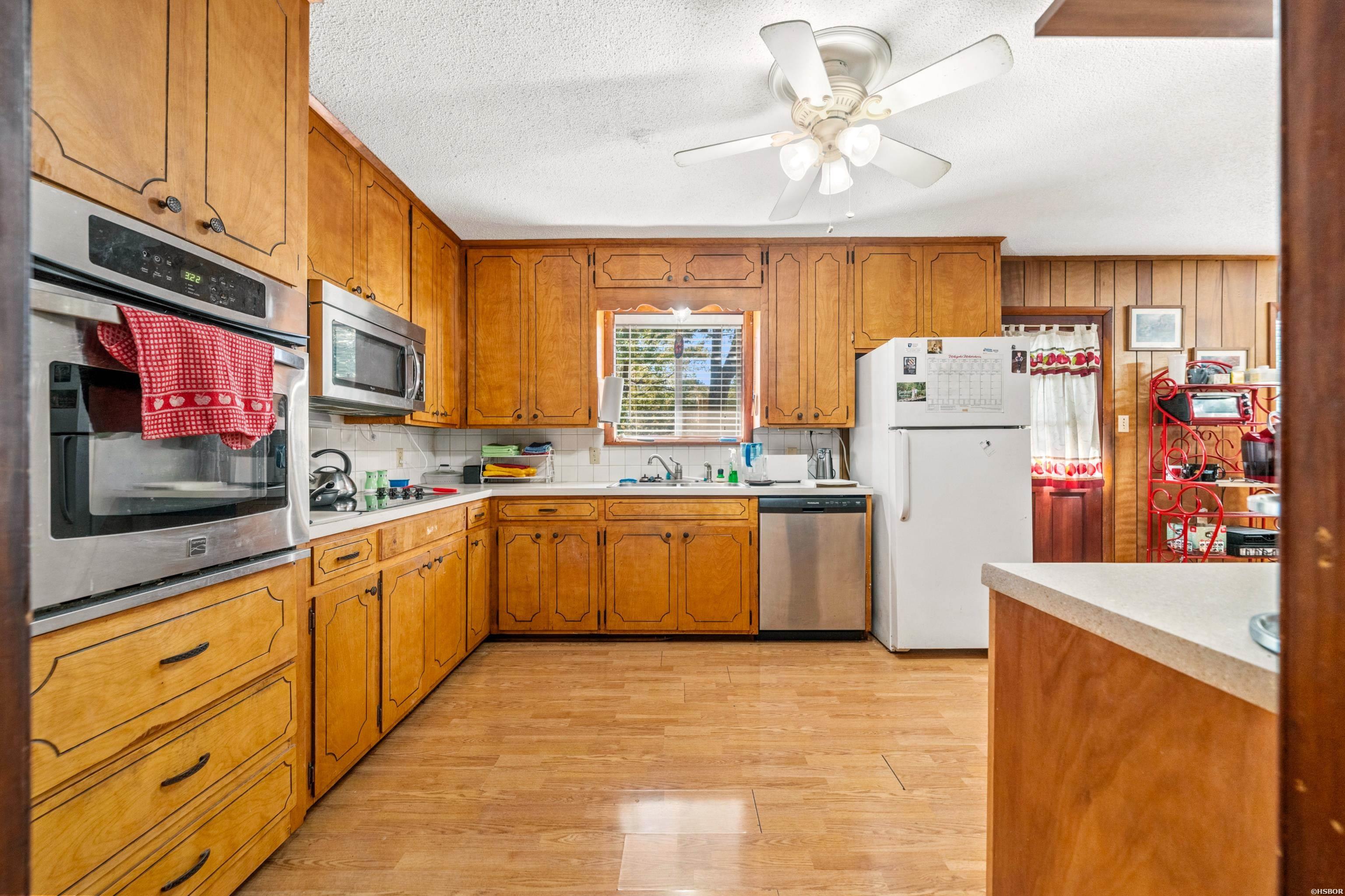 204 Westwood Street Property Photo 8