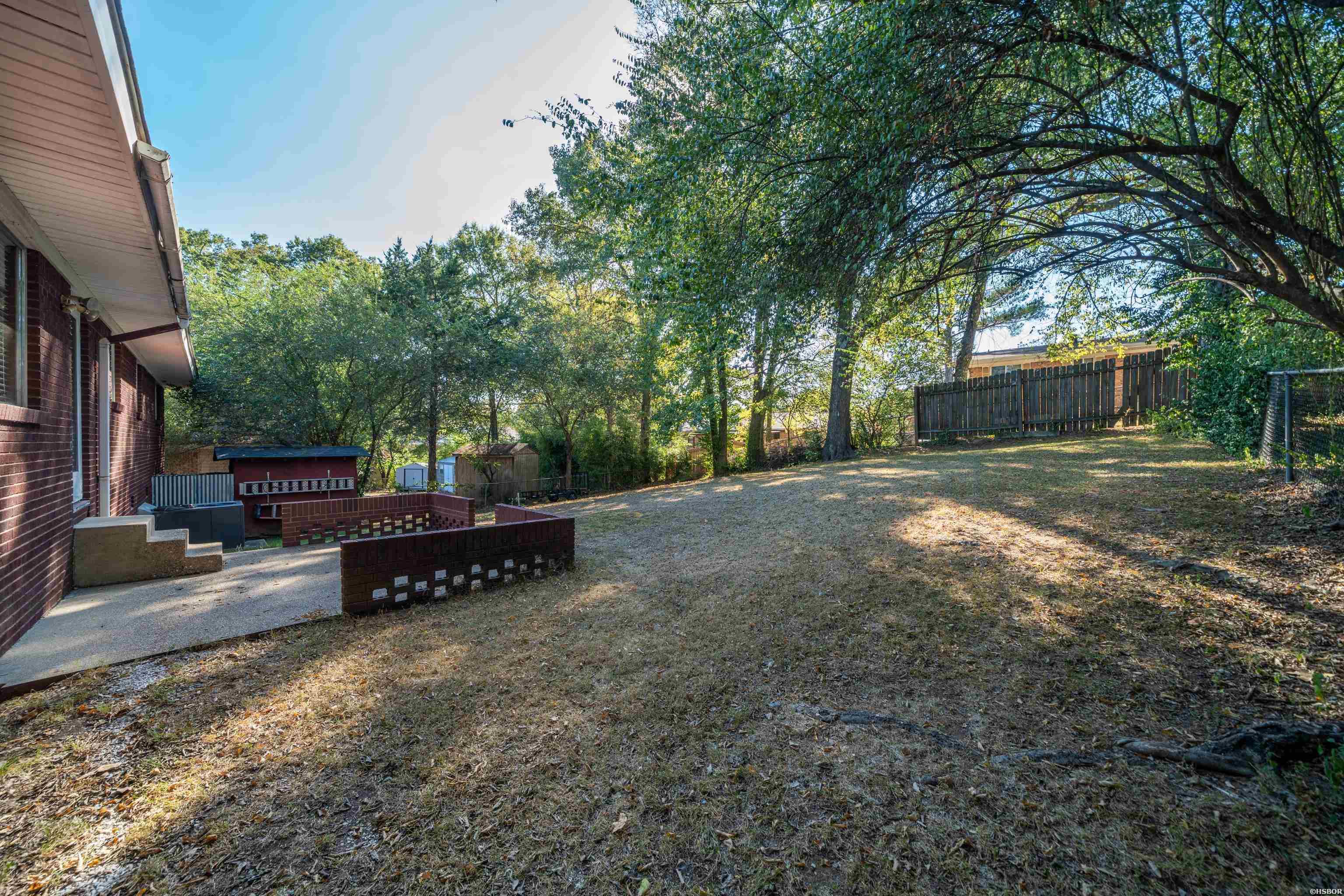 204 Westwood Street Property Photo 39