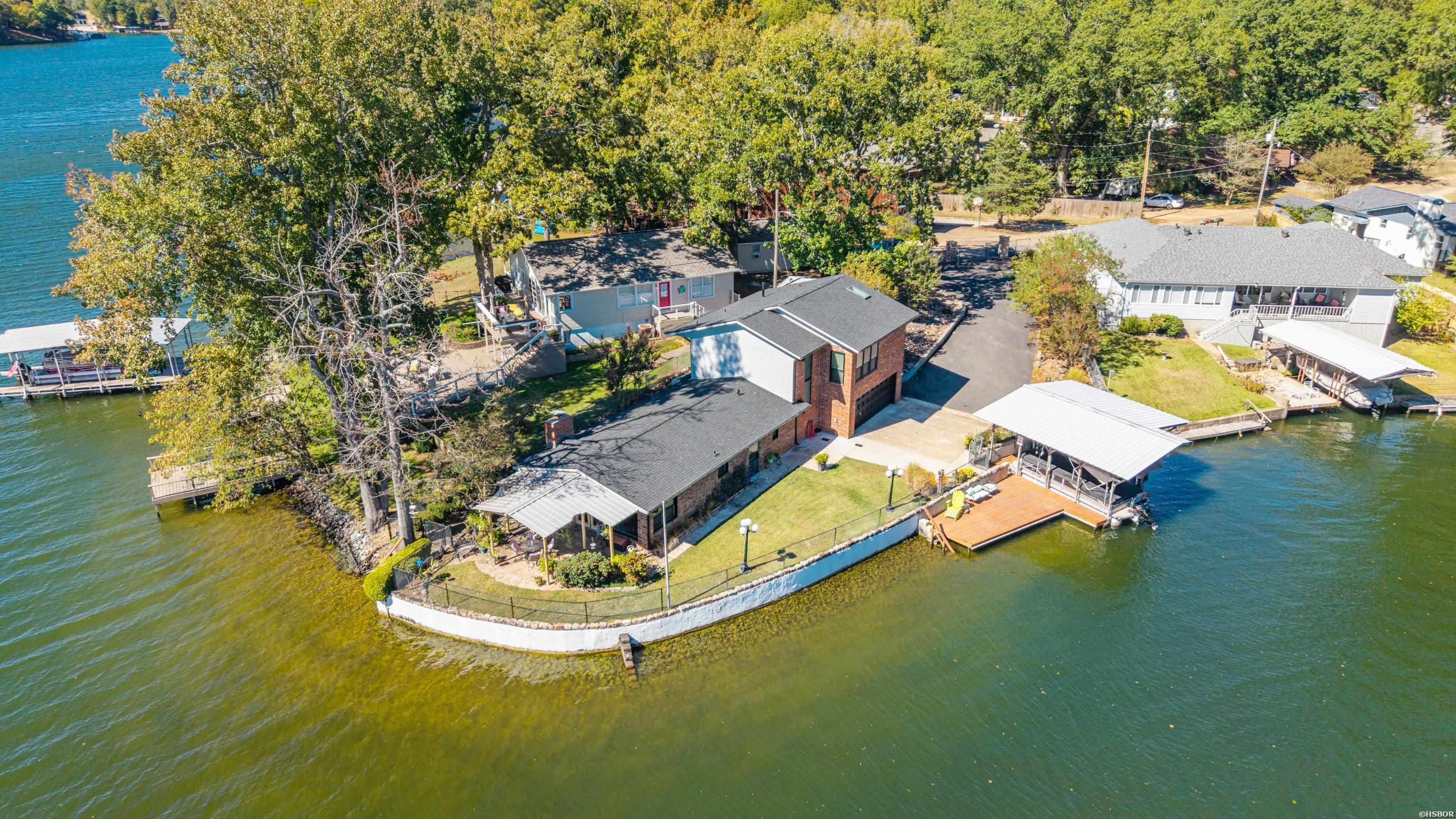 111 MILLER LANDING Property Photo 1