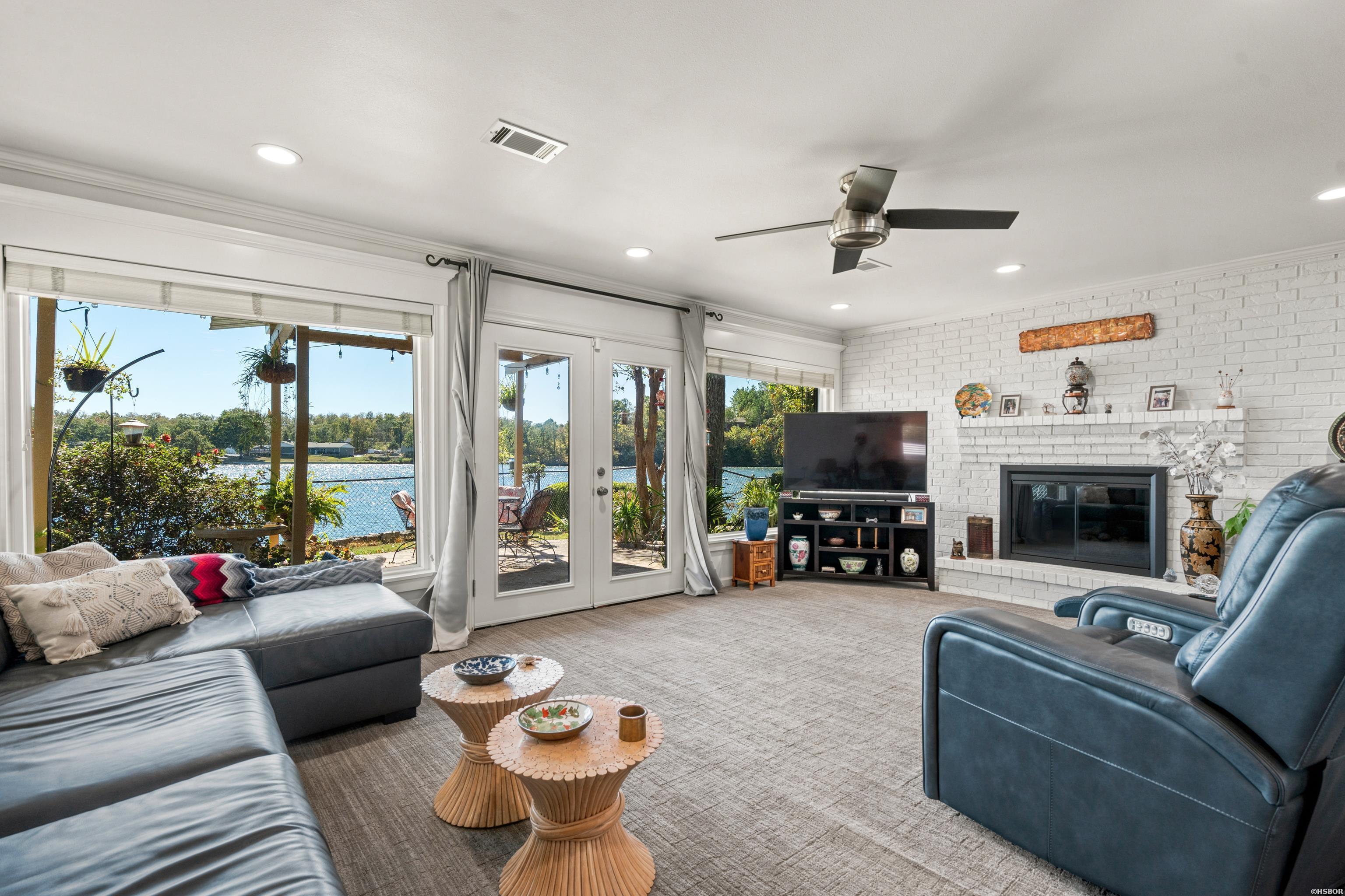 111 Miller Landing Property Photo 4