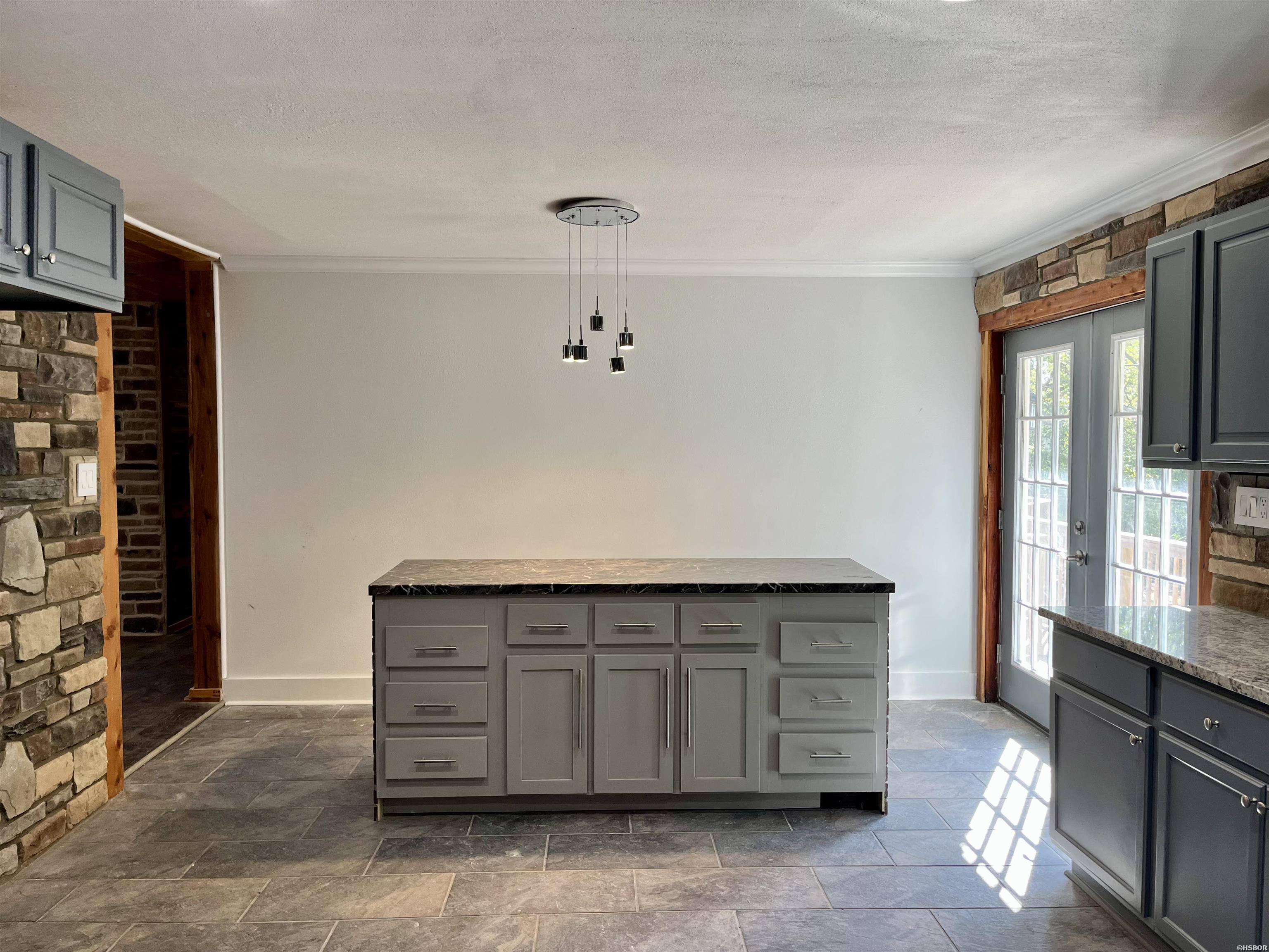 20 Fuller Road Property Photo 12
