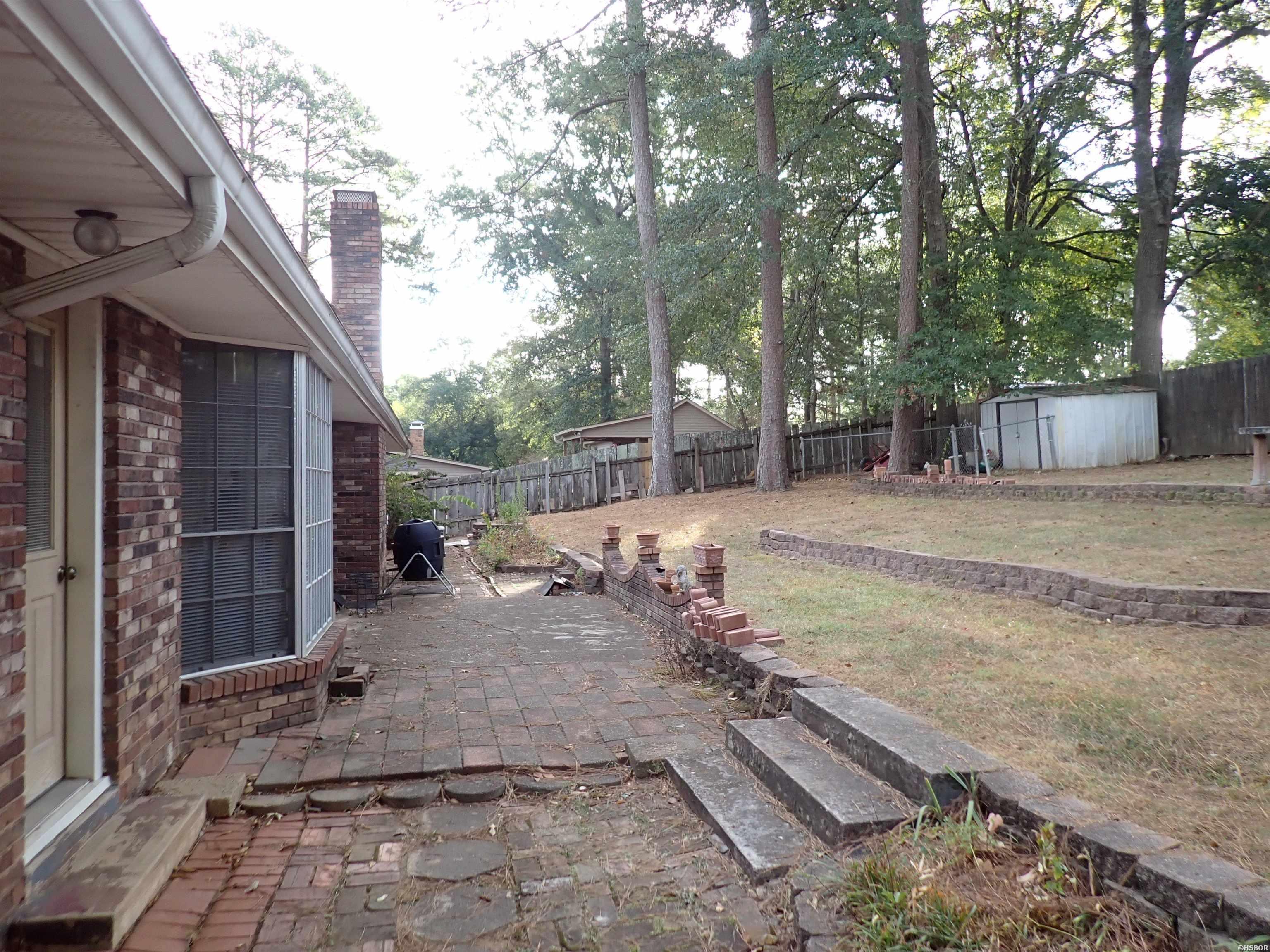 120 Evonshire Drive Property Photo 9