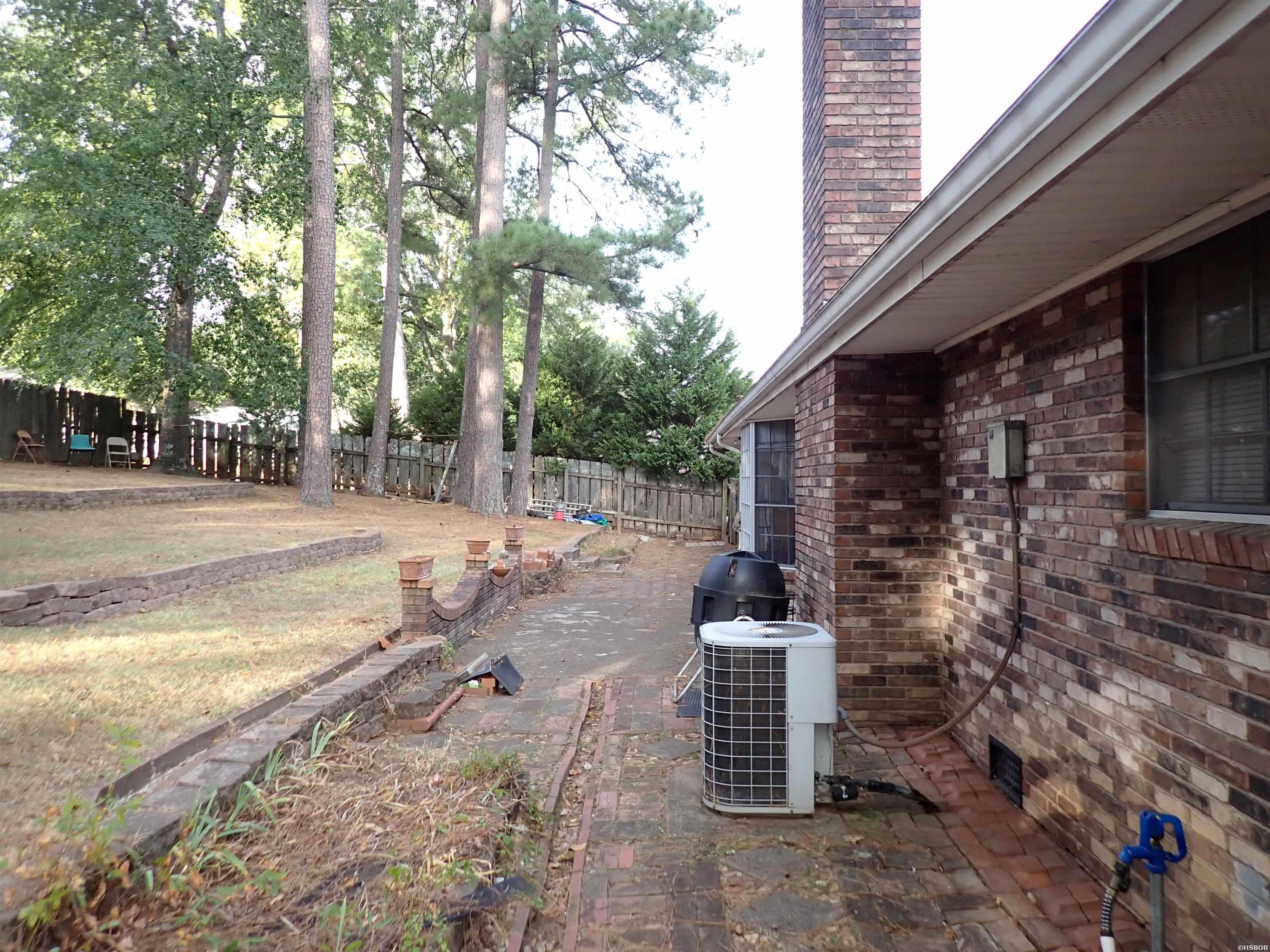 120 Evonshire Drive Property Photo 14