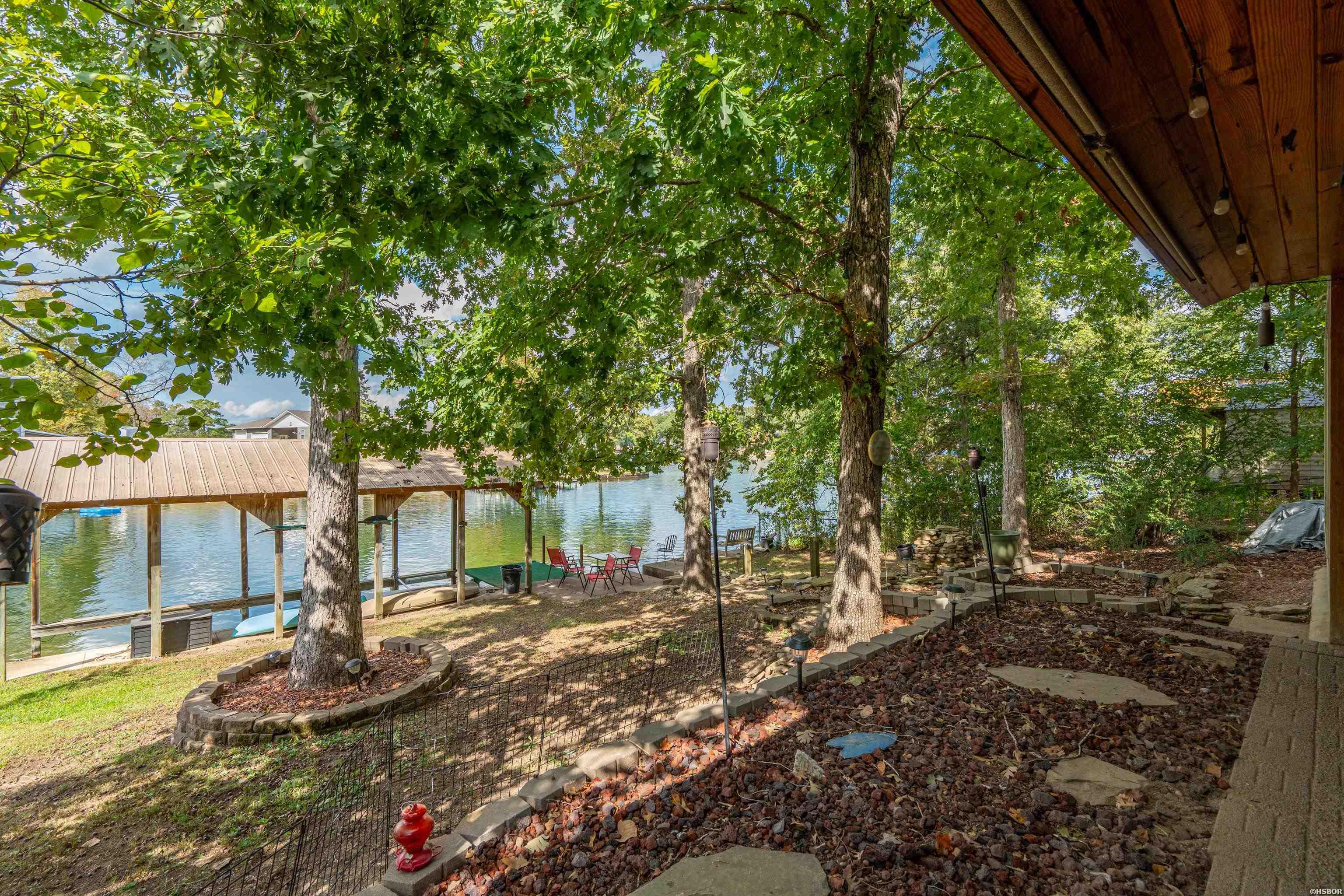111 Loveless Lane Property Photo 32
