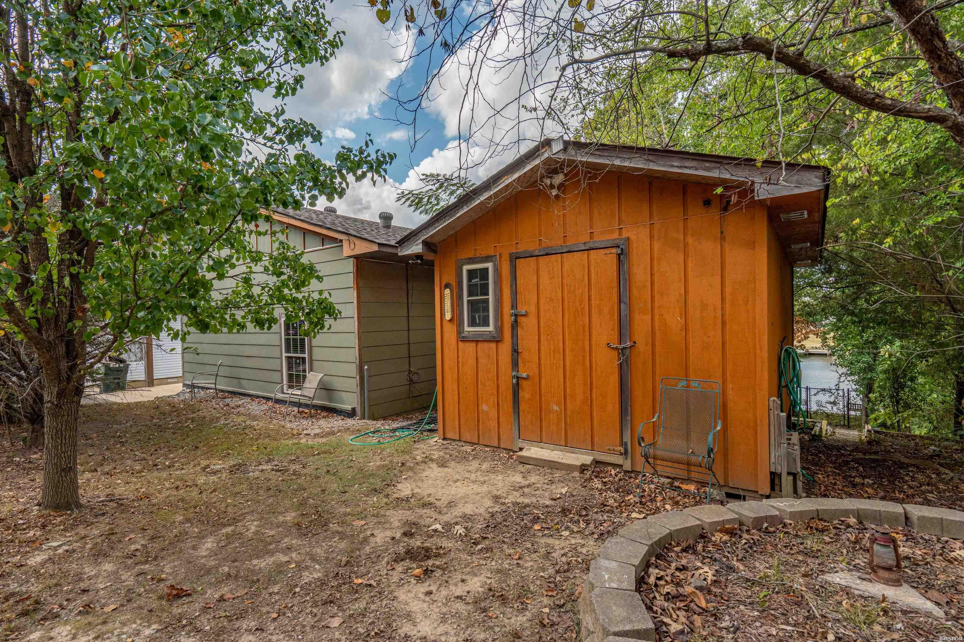 111 Loveless Lane Property Photo 37