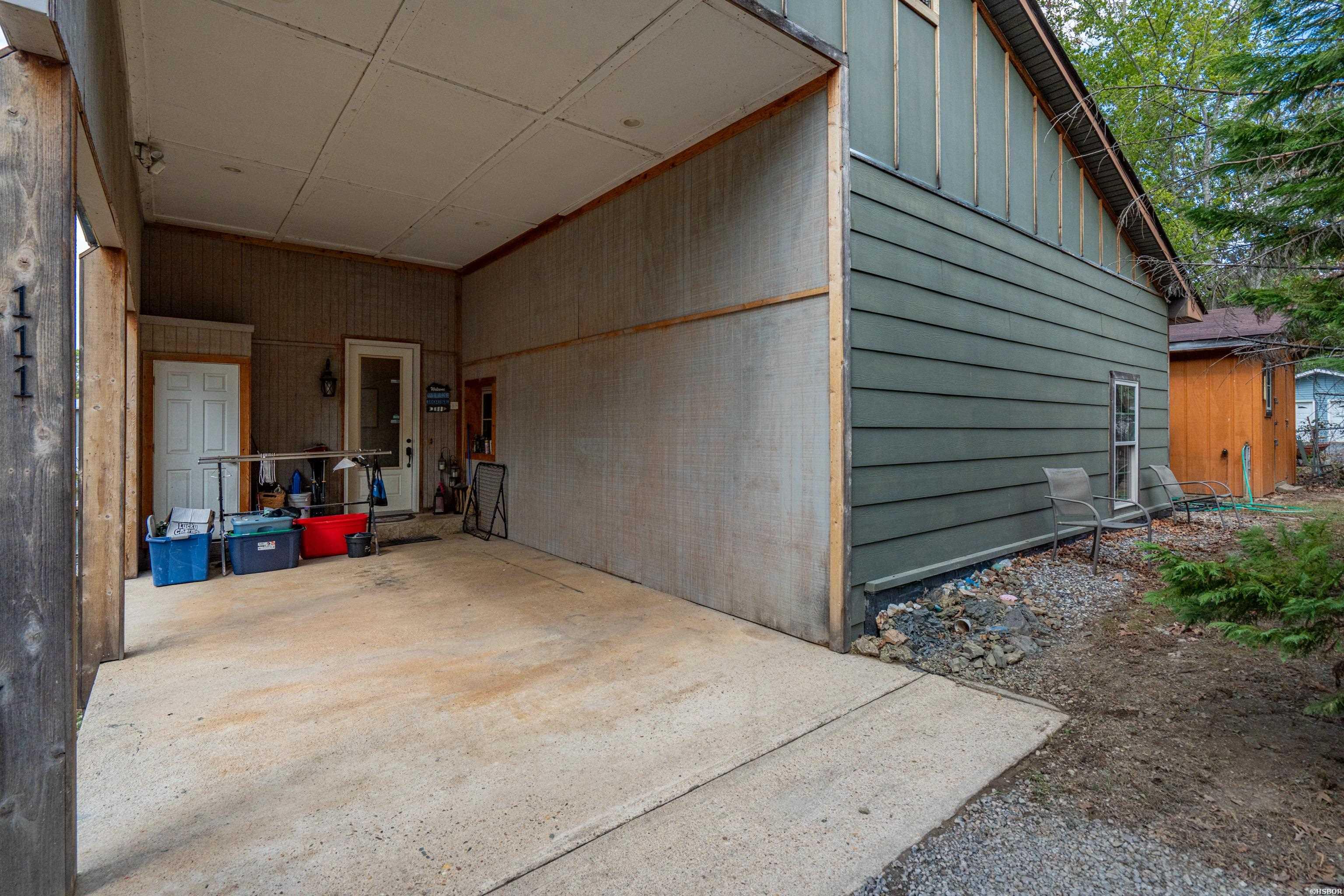 111 Loveless Lane Property Photo 39