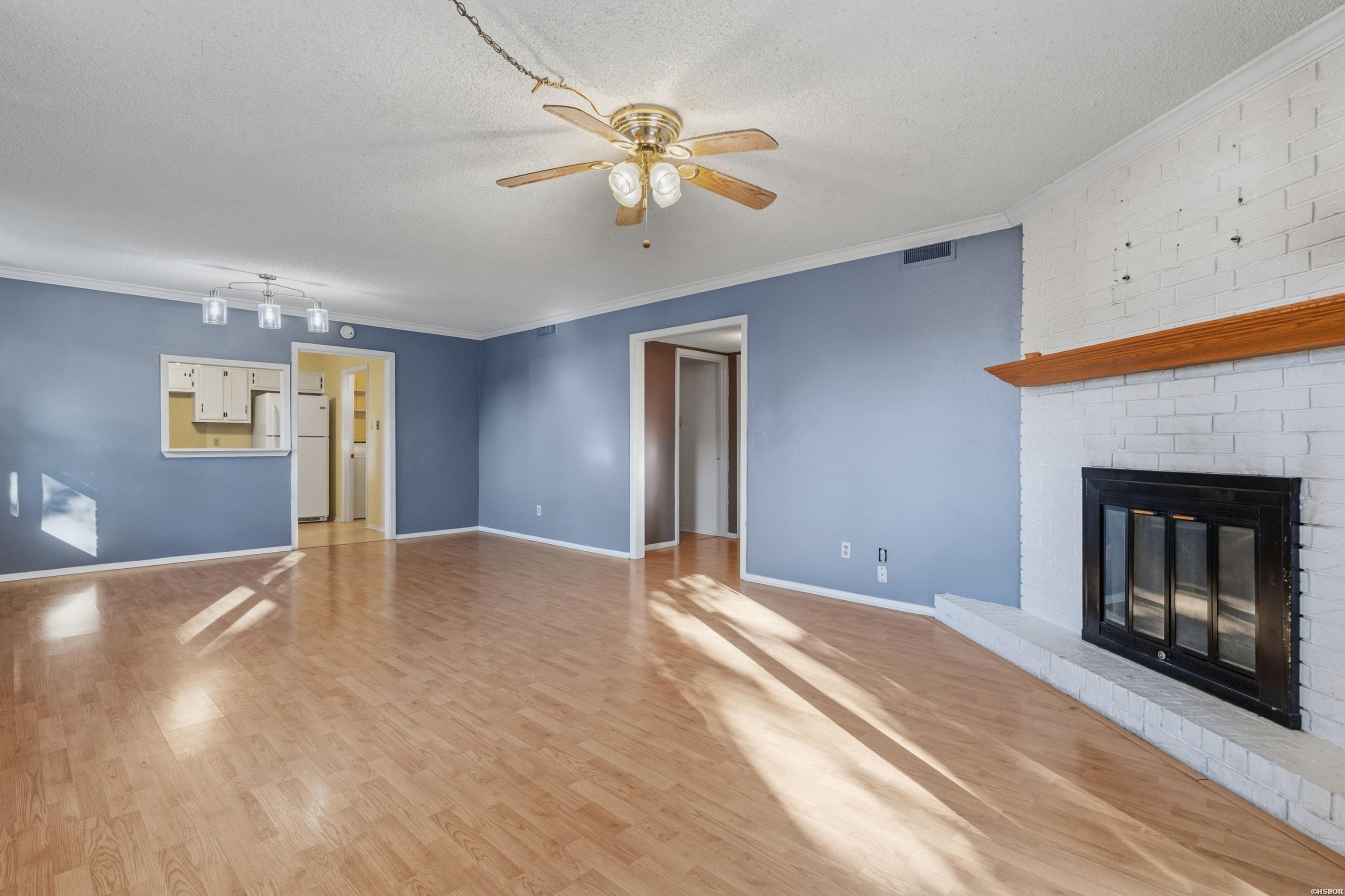 220 Cooper Street Property Photo 4