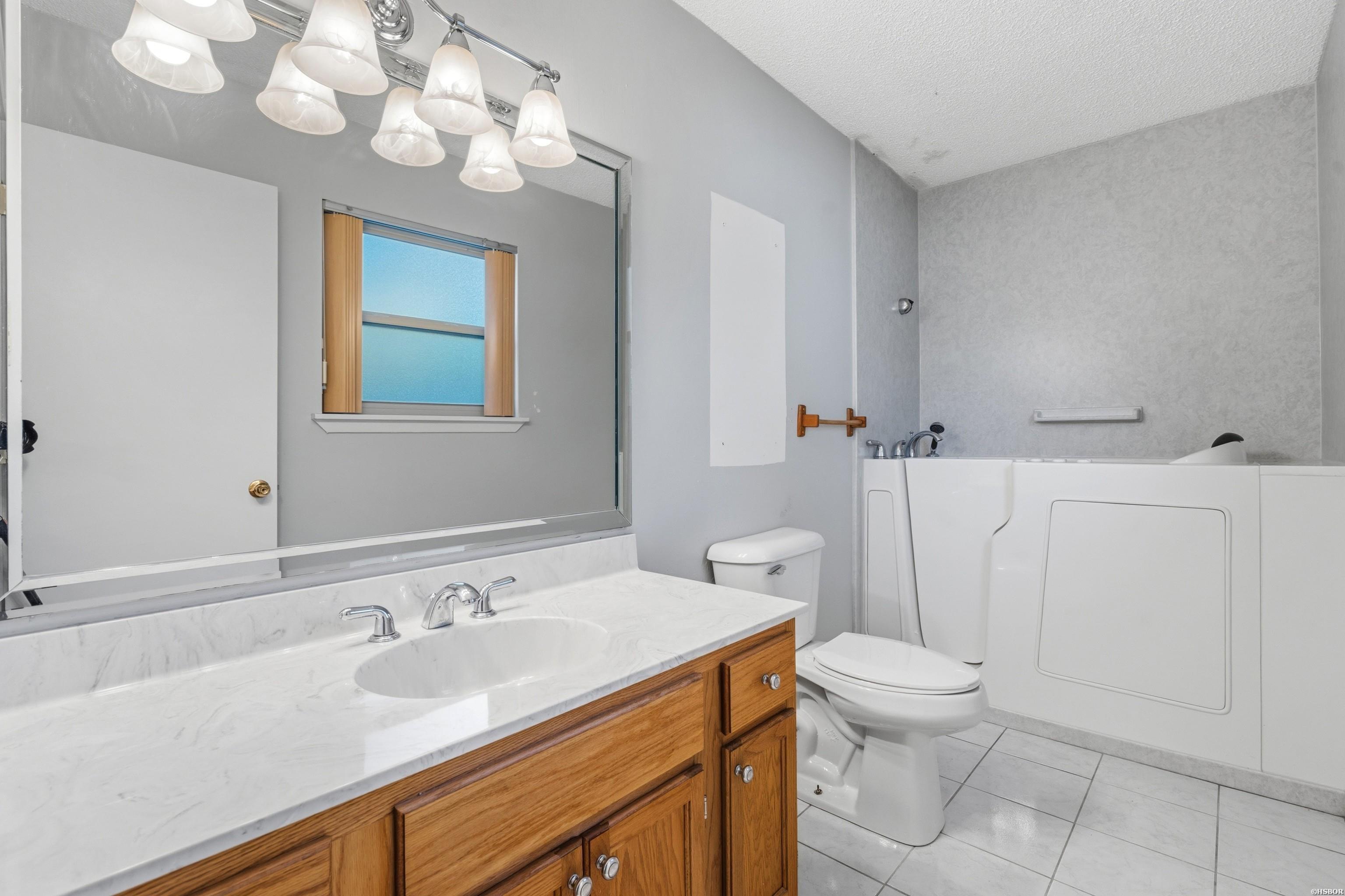 220 Cooper Street Property Photo 8