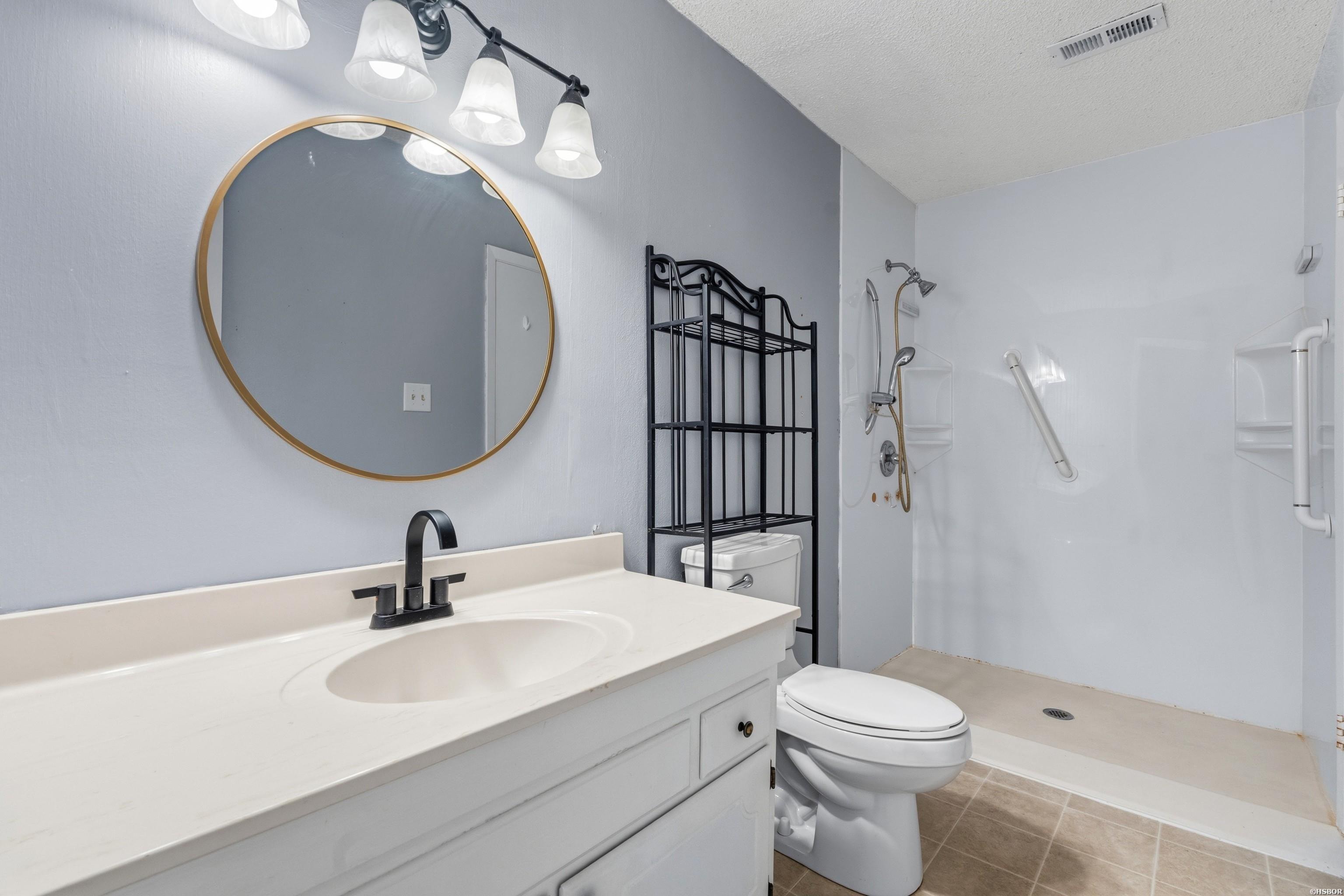 220 Cooper Street Property Photo 11
