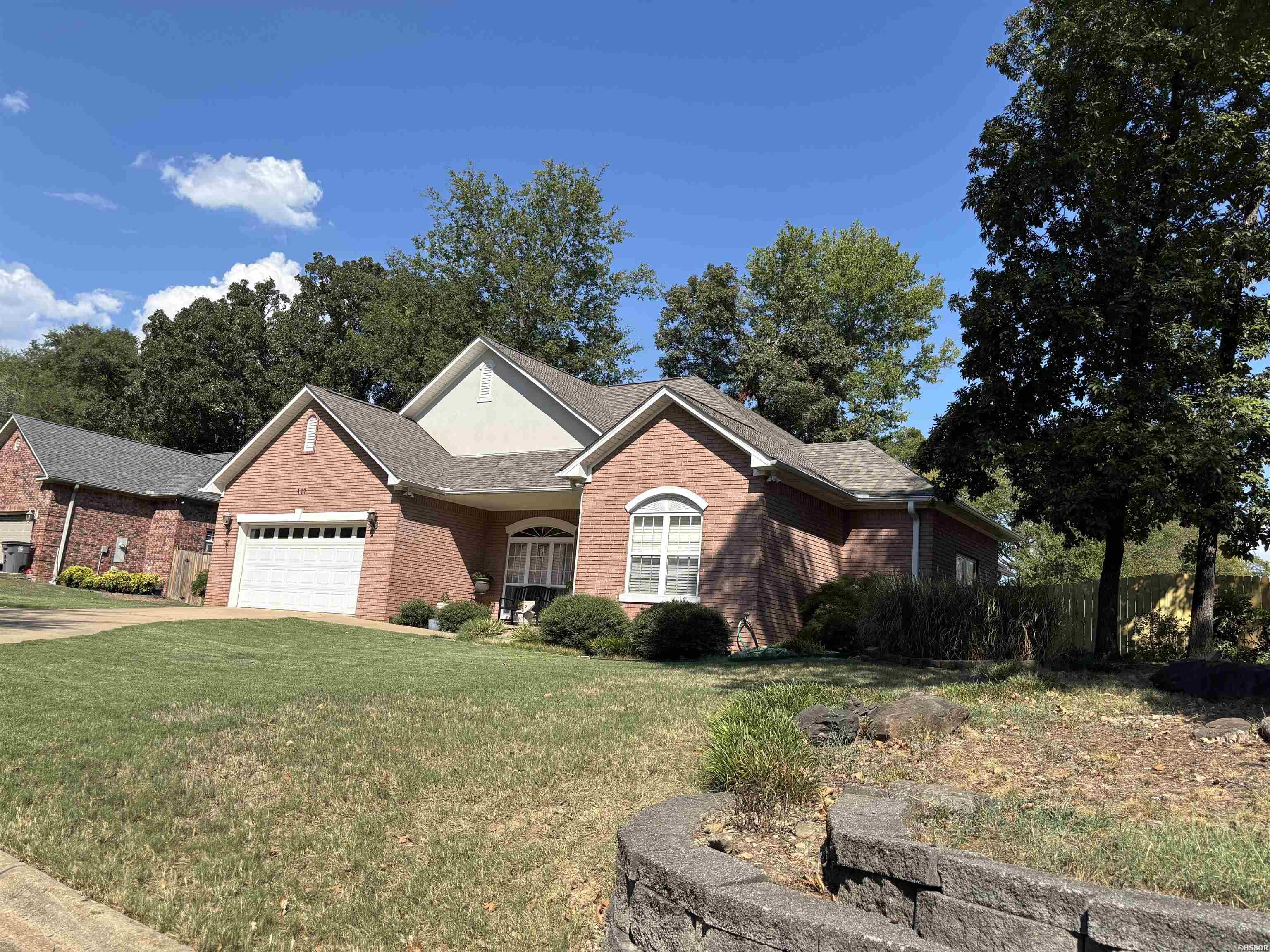 117 Shady Woods Court Property Photo 2