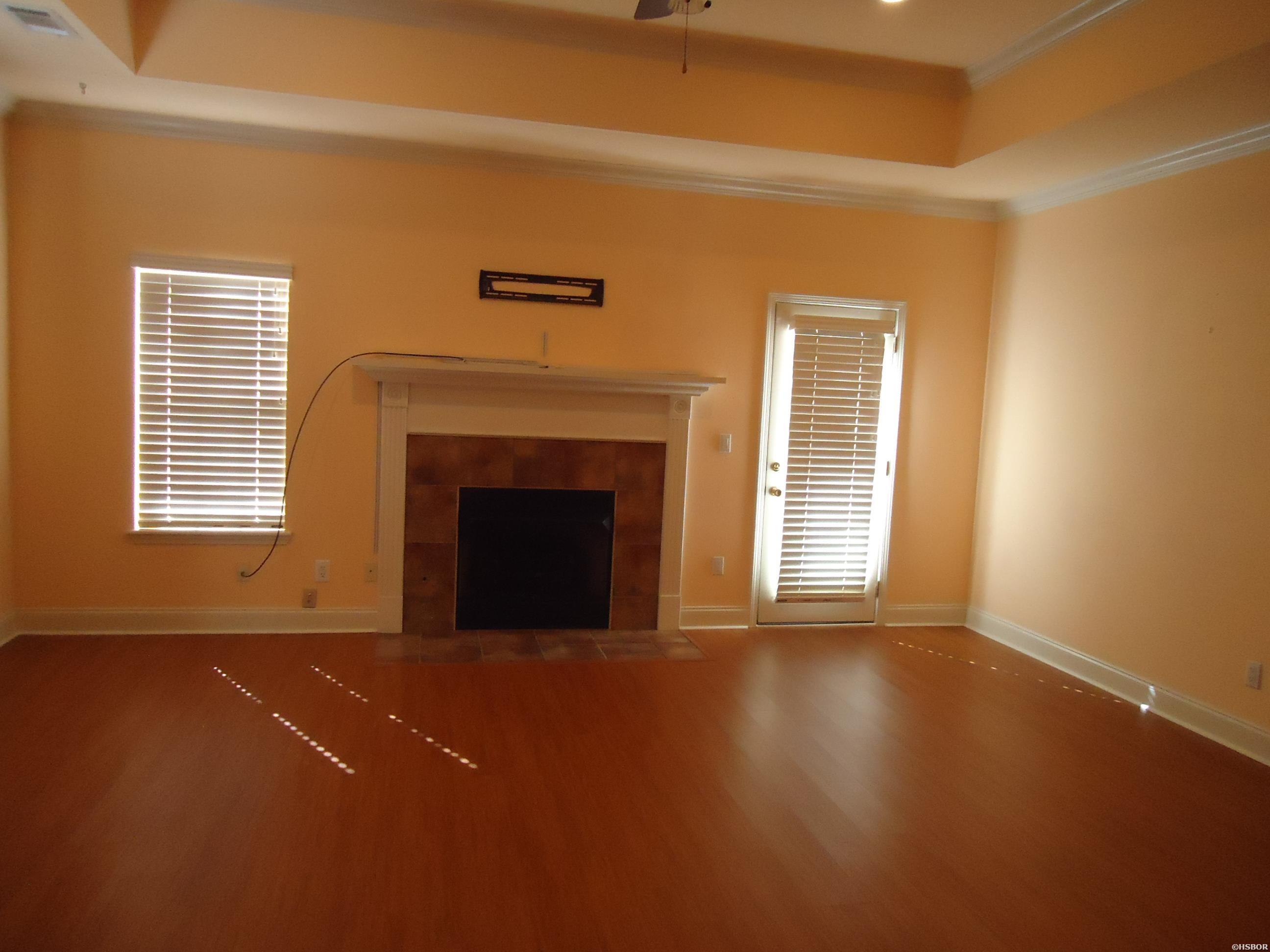 117 Shady Woods Court Property Photo 7