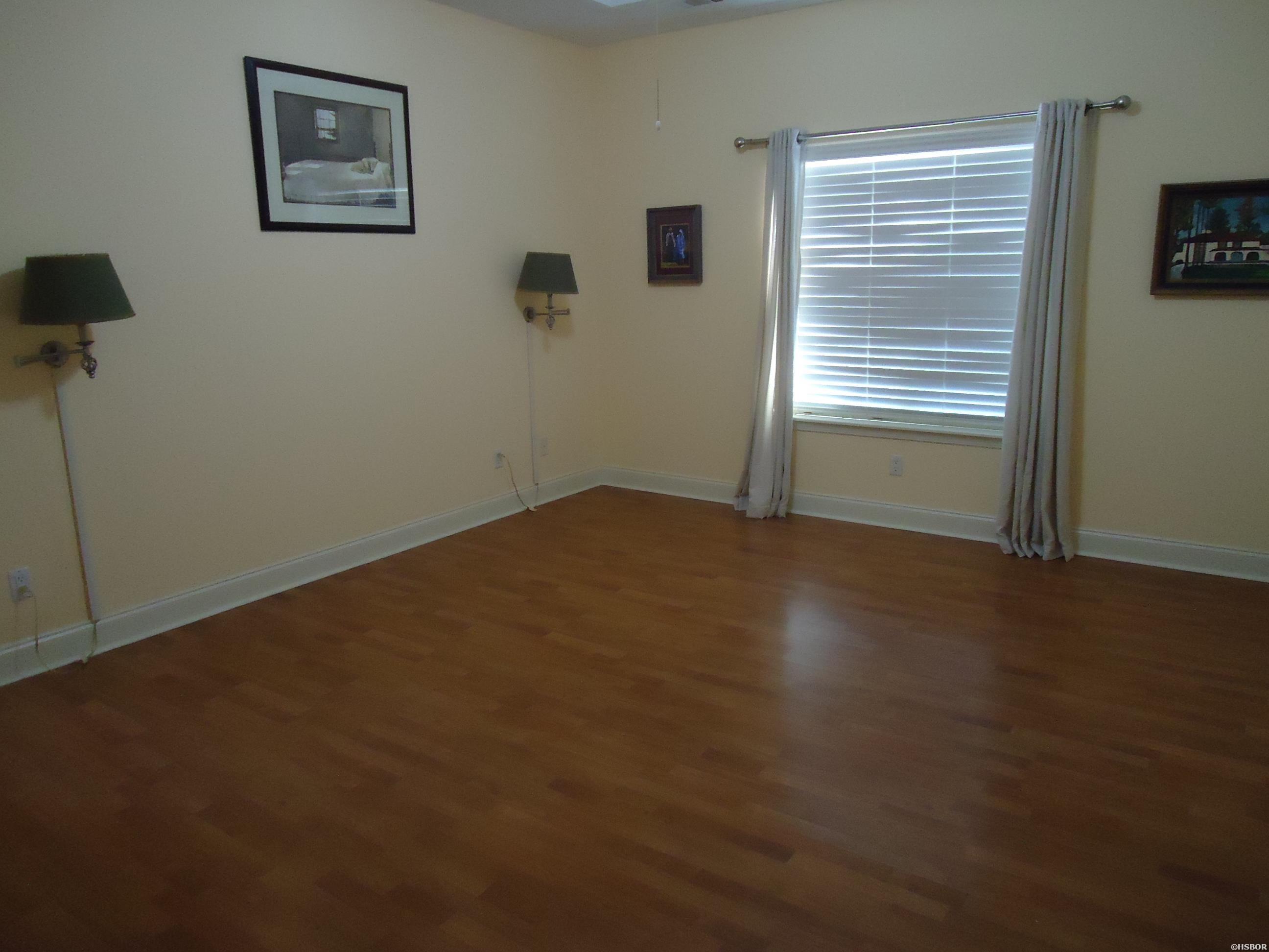 117 Shady Woods Court Property Photo 16