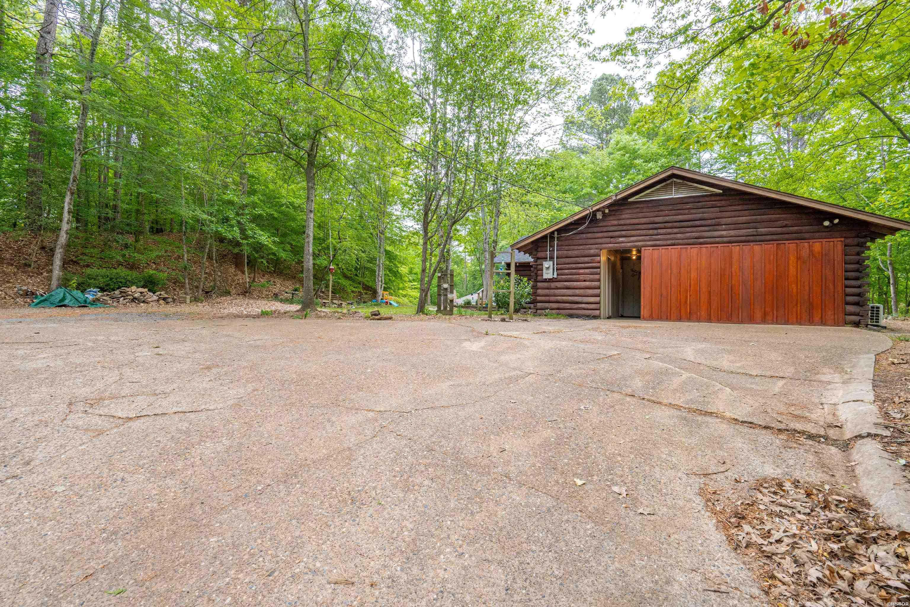 2091 Elaine Circle Property Photo 7