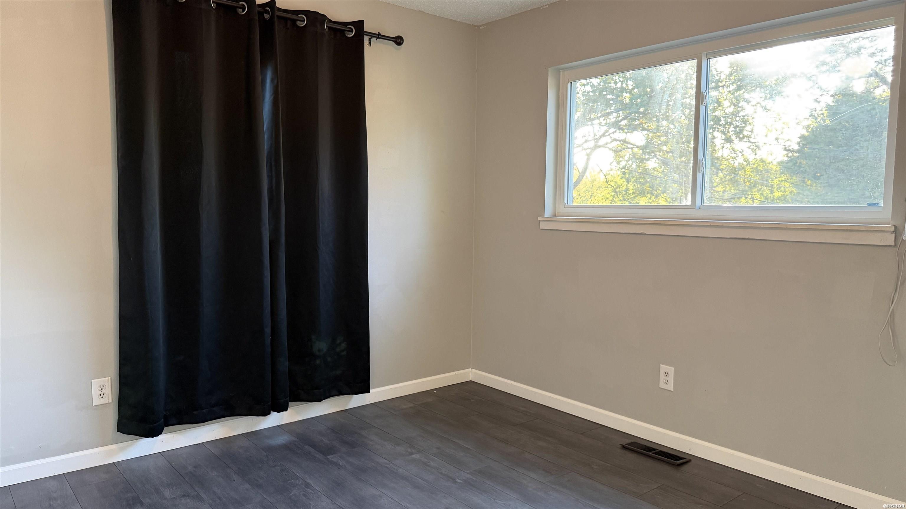 109 Glen Meadow Street Property Photo 19