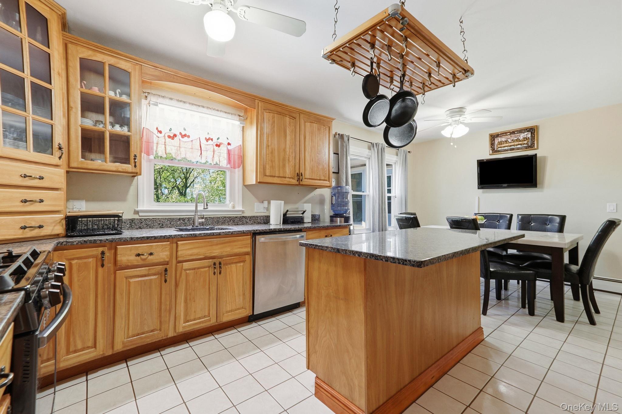 29 Hillview Drive Property Photo 9