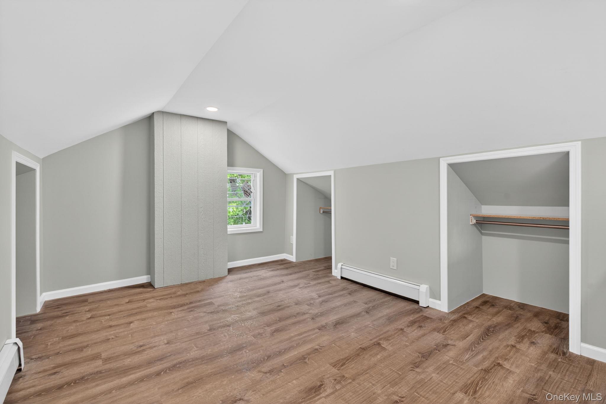 152 N Clinton Street Property Photo 14
