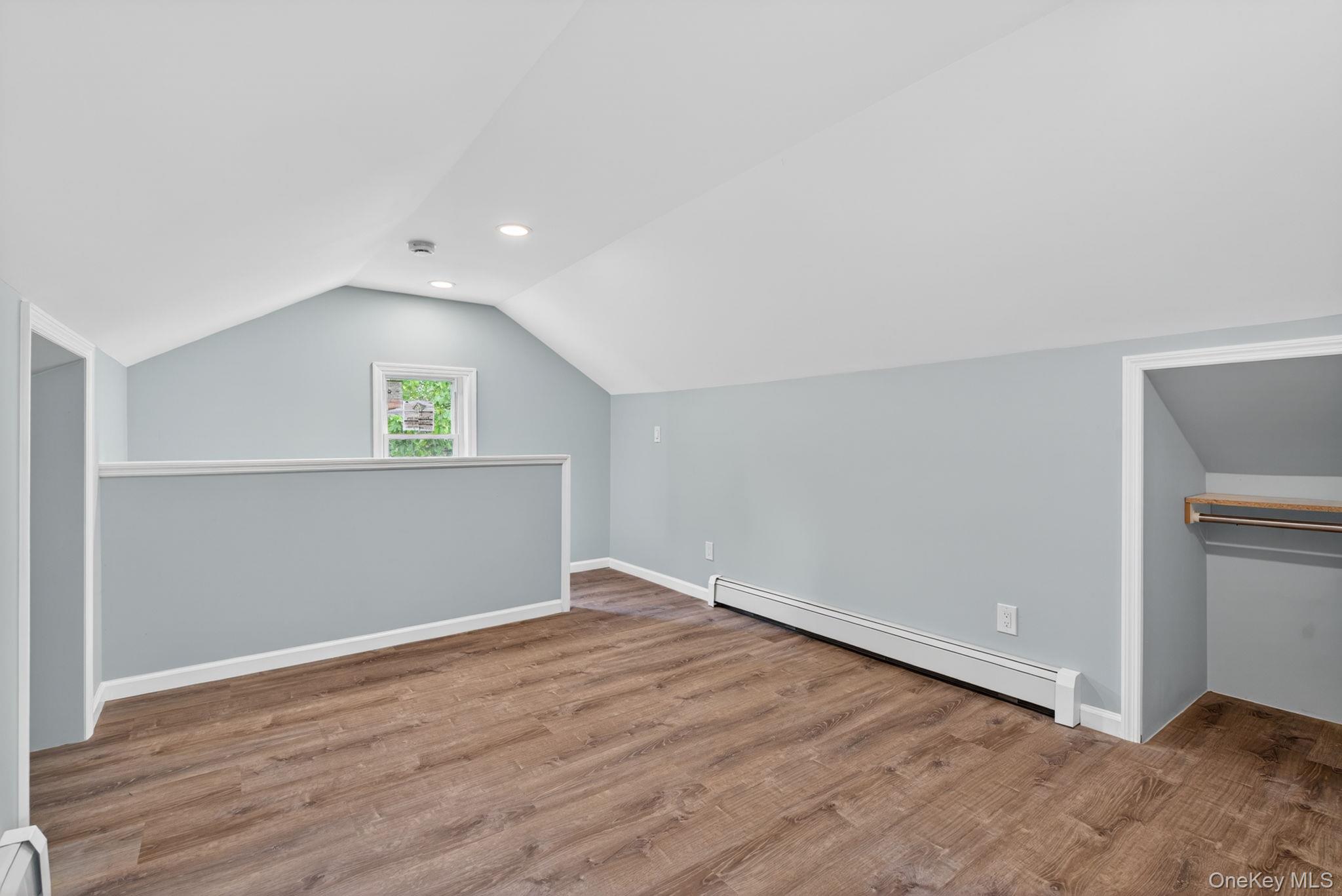 152 N Clinton Street Property Photo 15