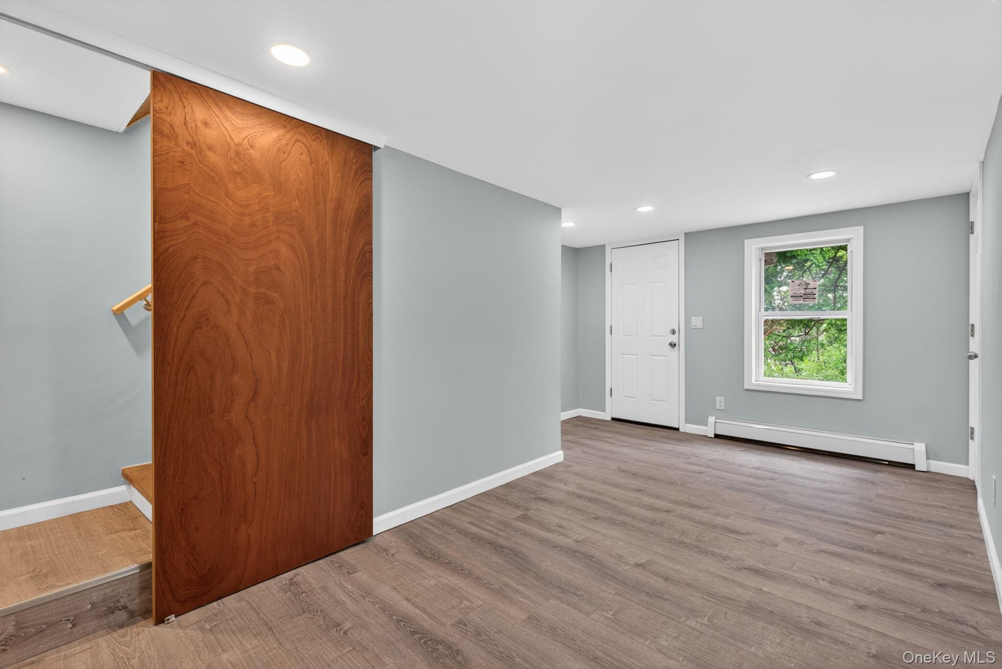 152 N Clinton Street Property Photo 17