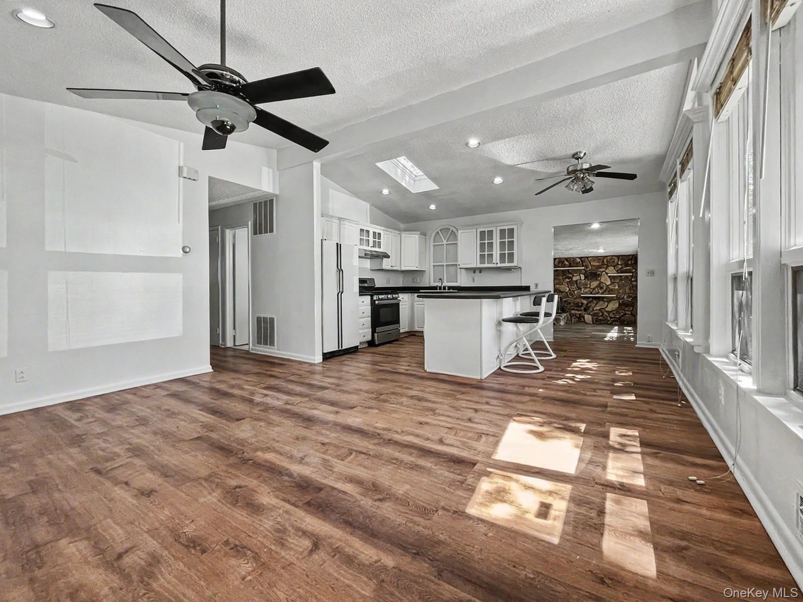 198 Lake Shore Drive Property Photo 5