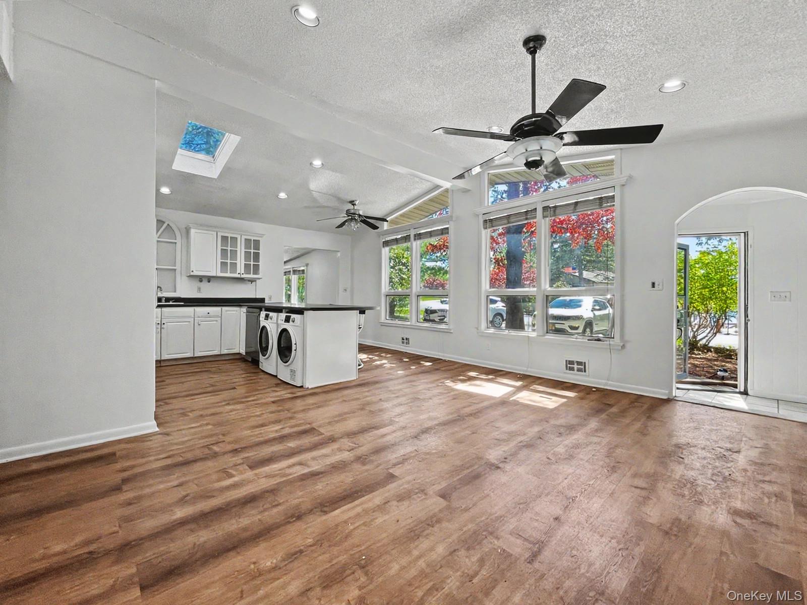 198 Lake Shore Drive Property Photo 7